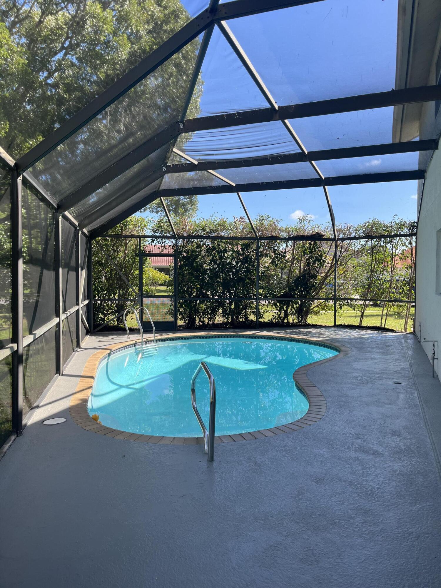 10410 Islander Drive