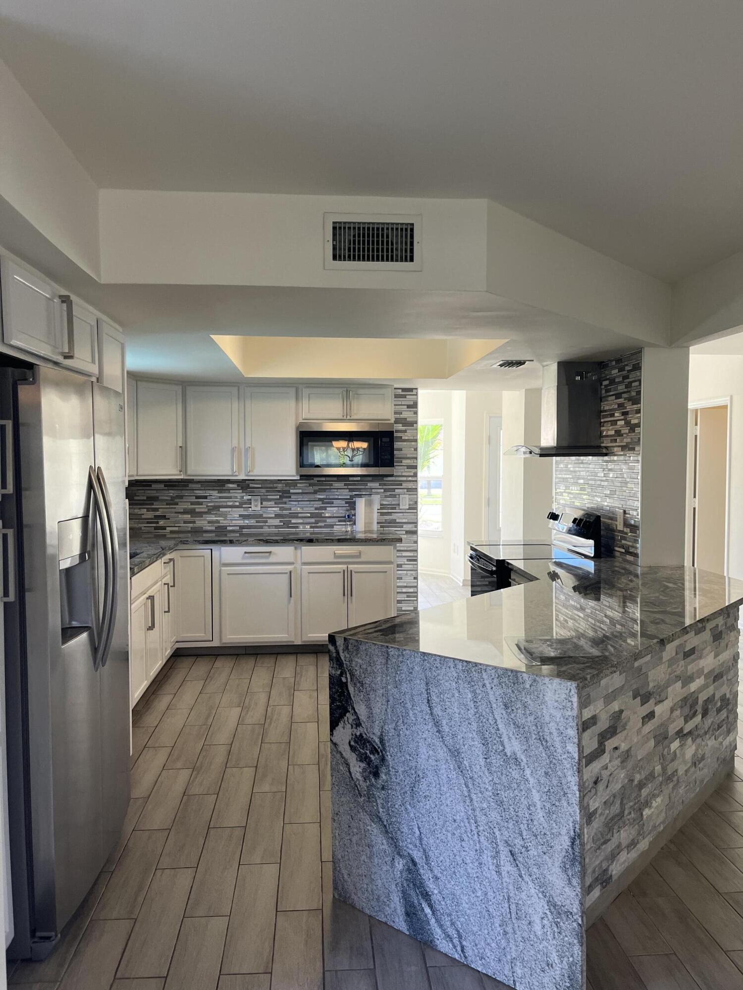 10410 Islander Drive