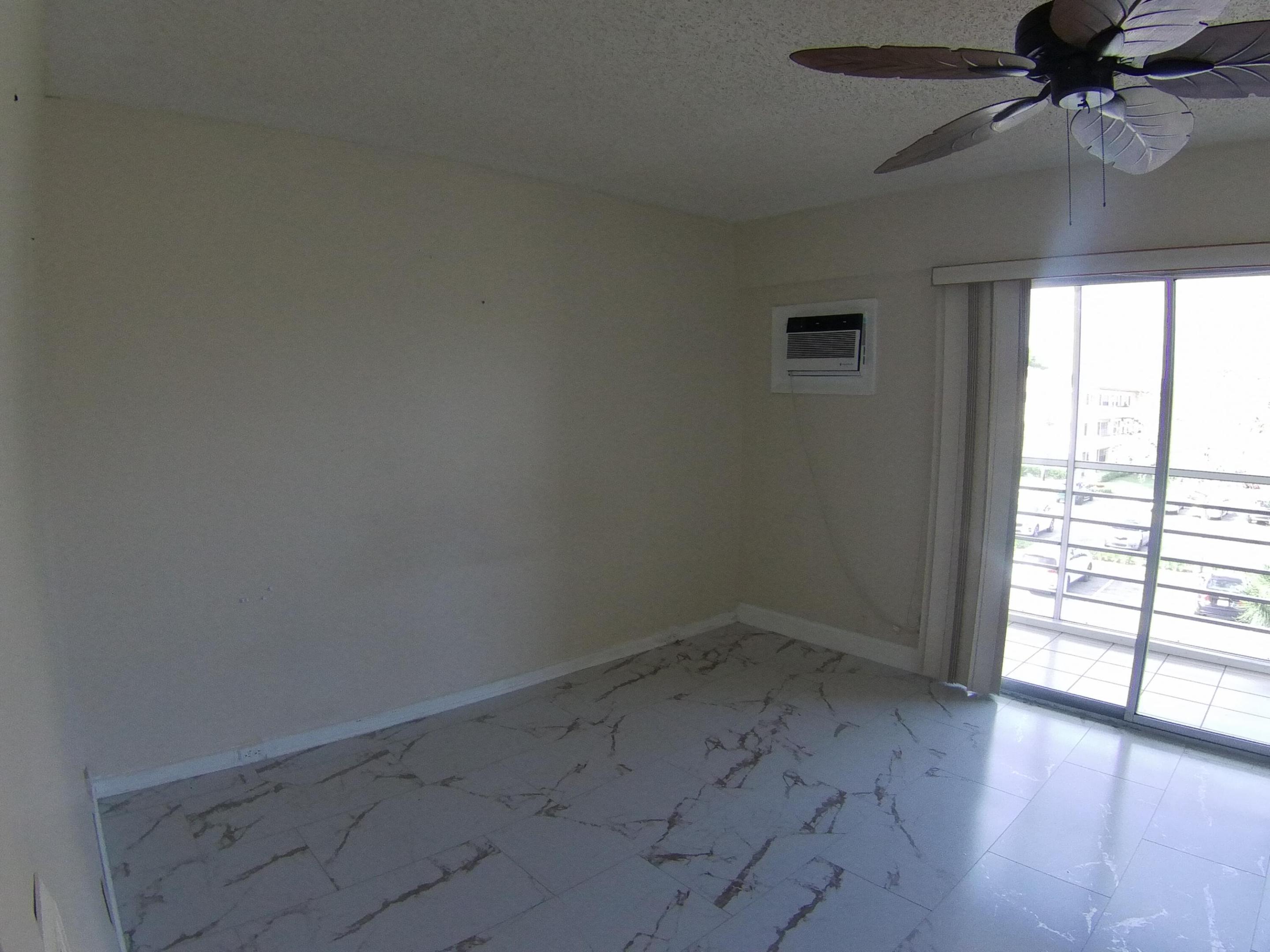 246 Mansfield F