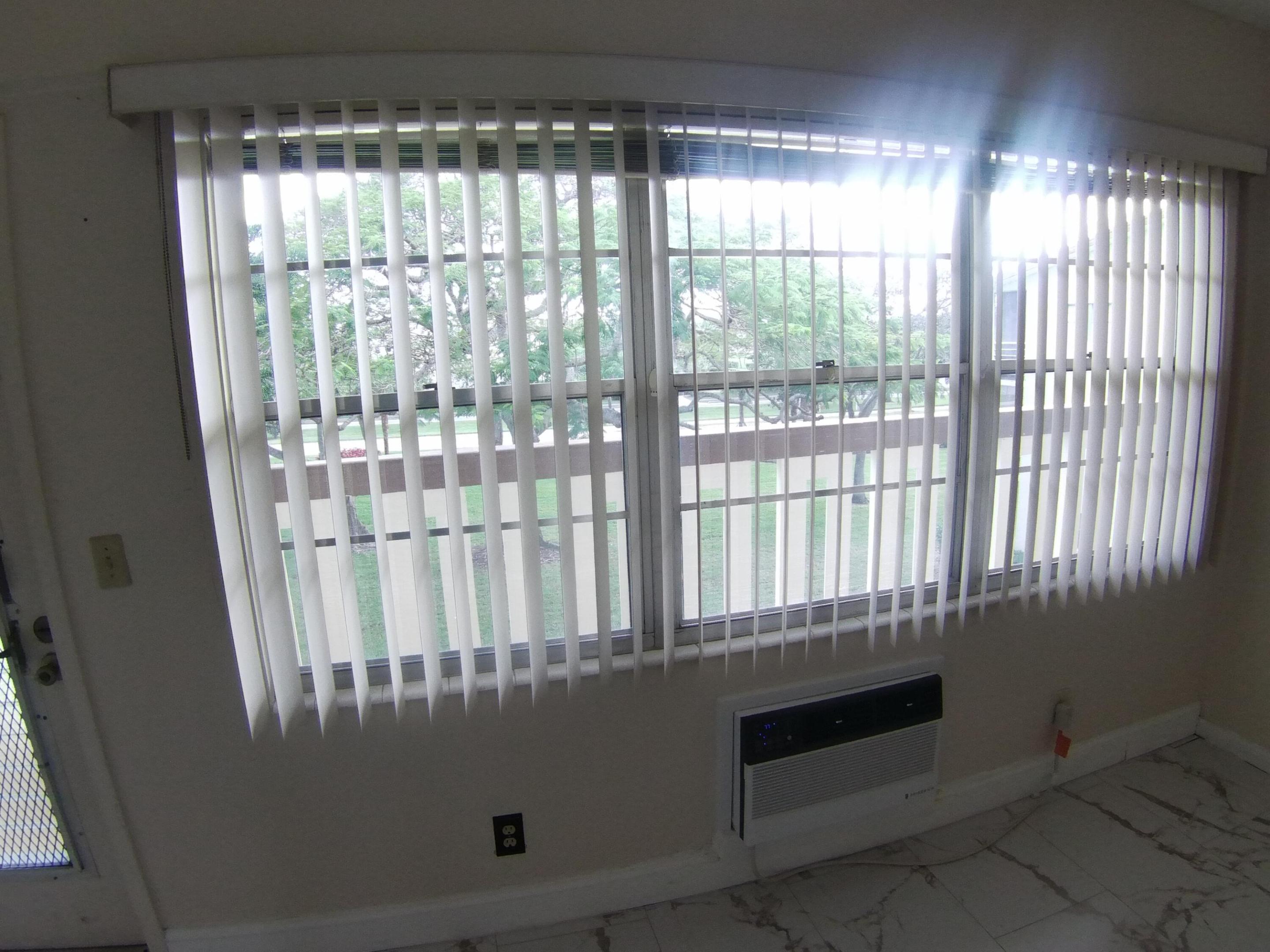 246 Mansfield F