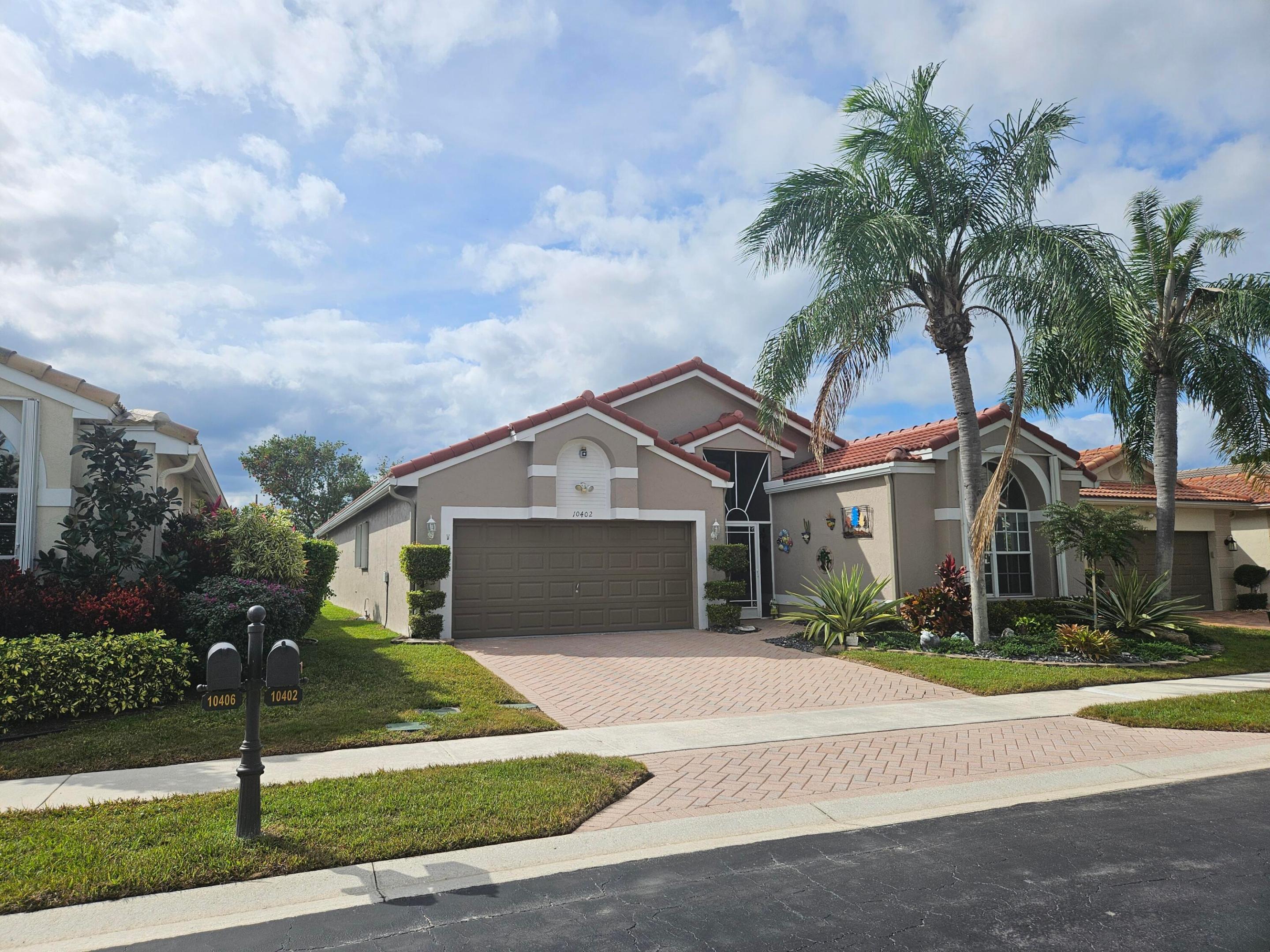 10402 Utopia Circle E