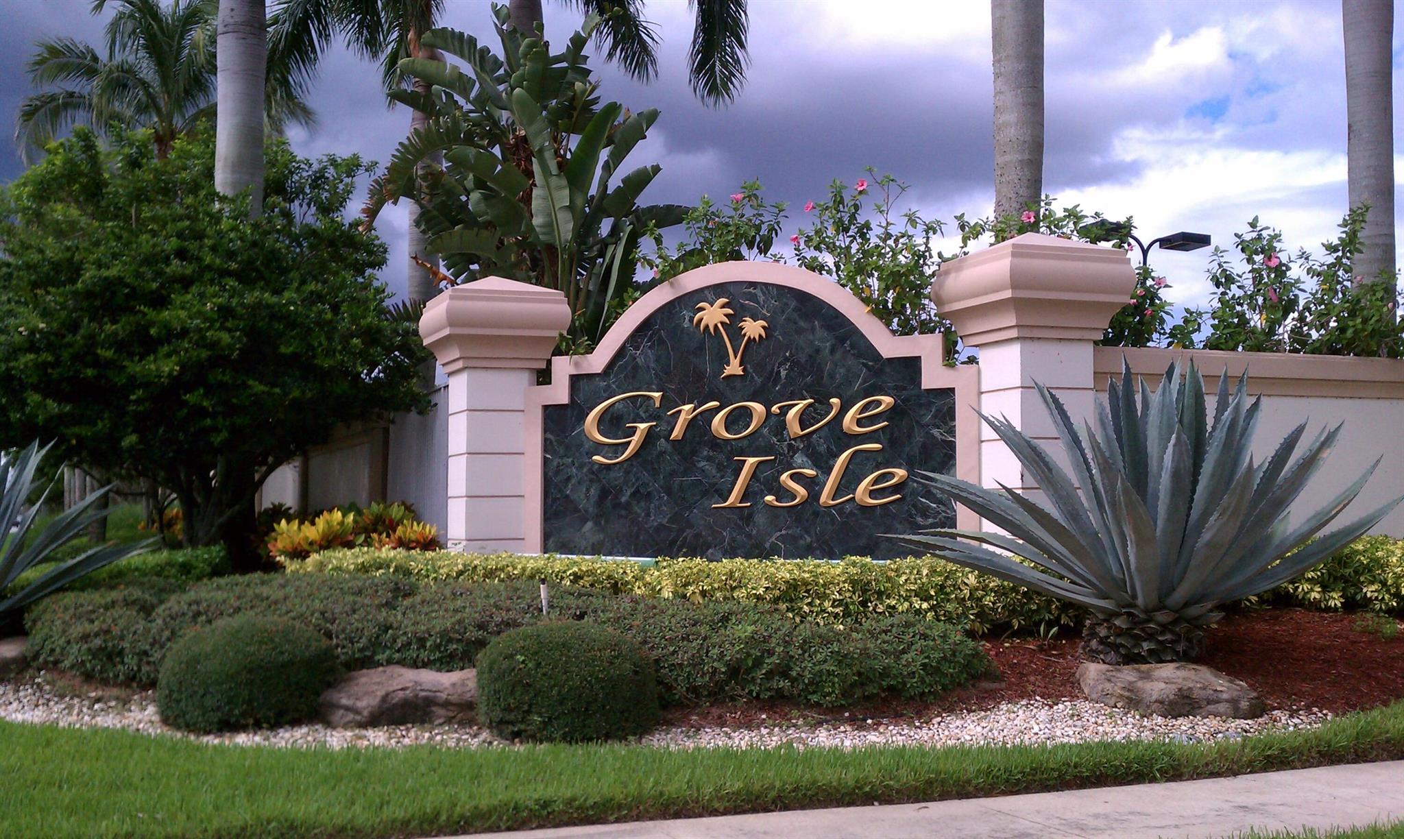 10402 Utopia Circle E