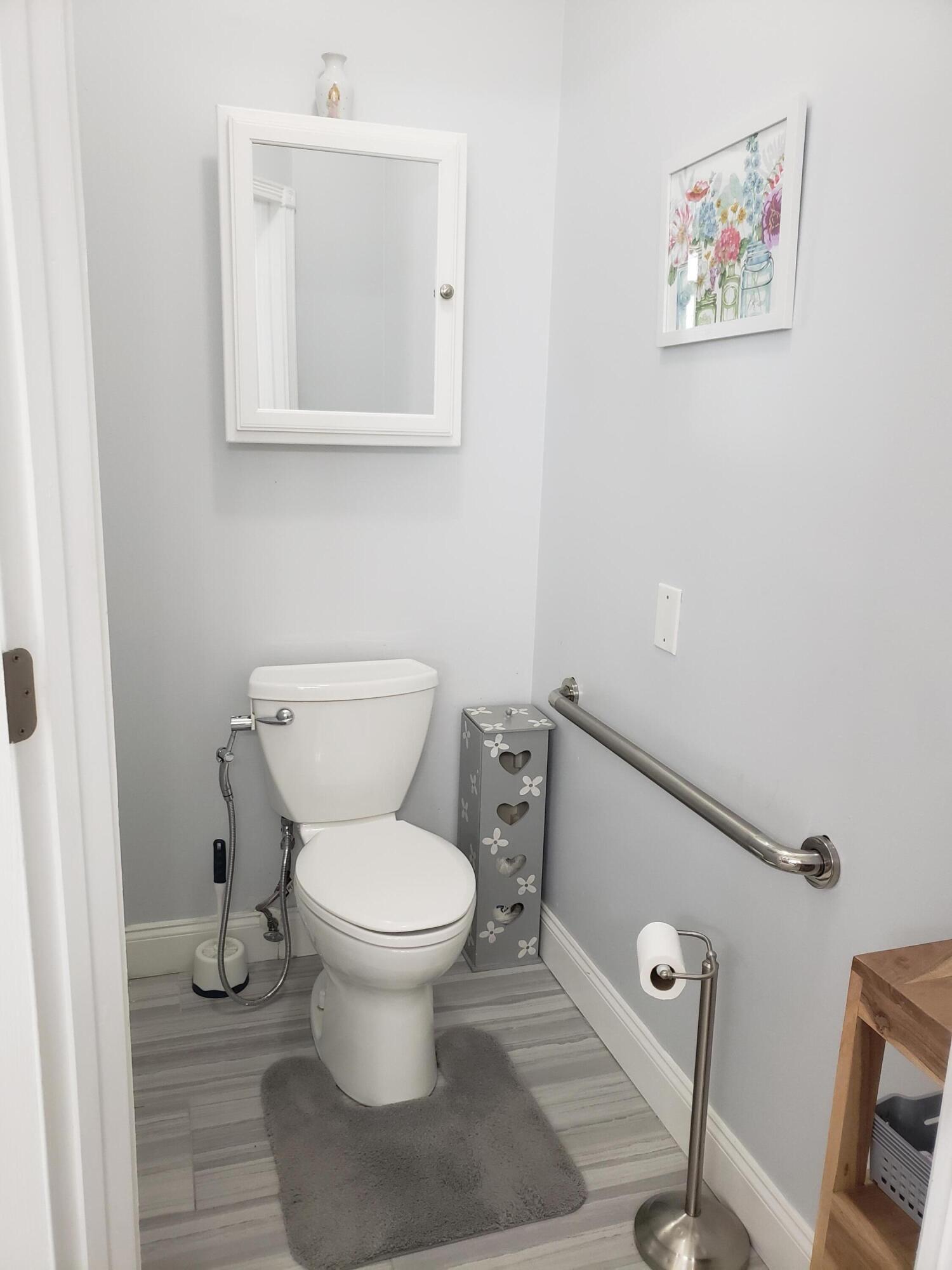 10402 Utopia Circle E