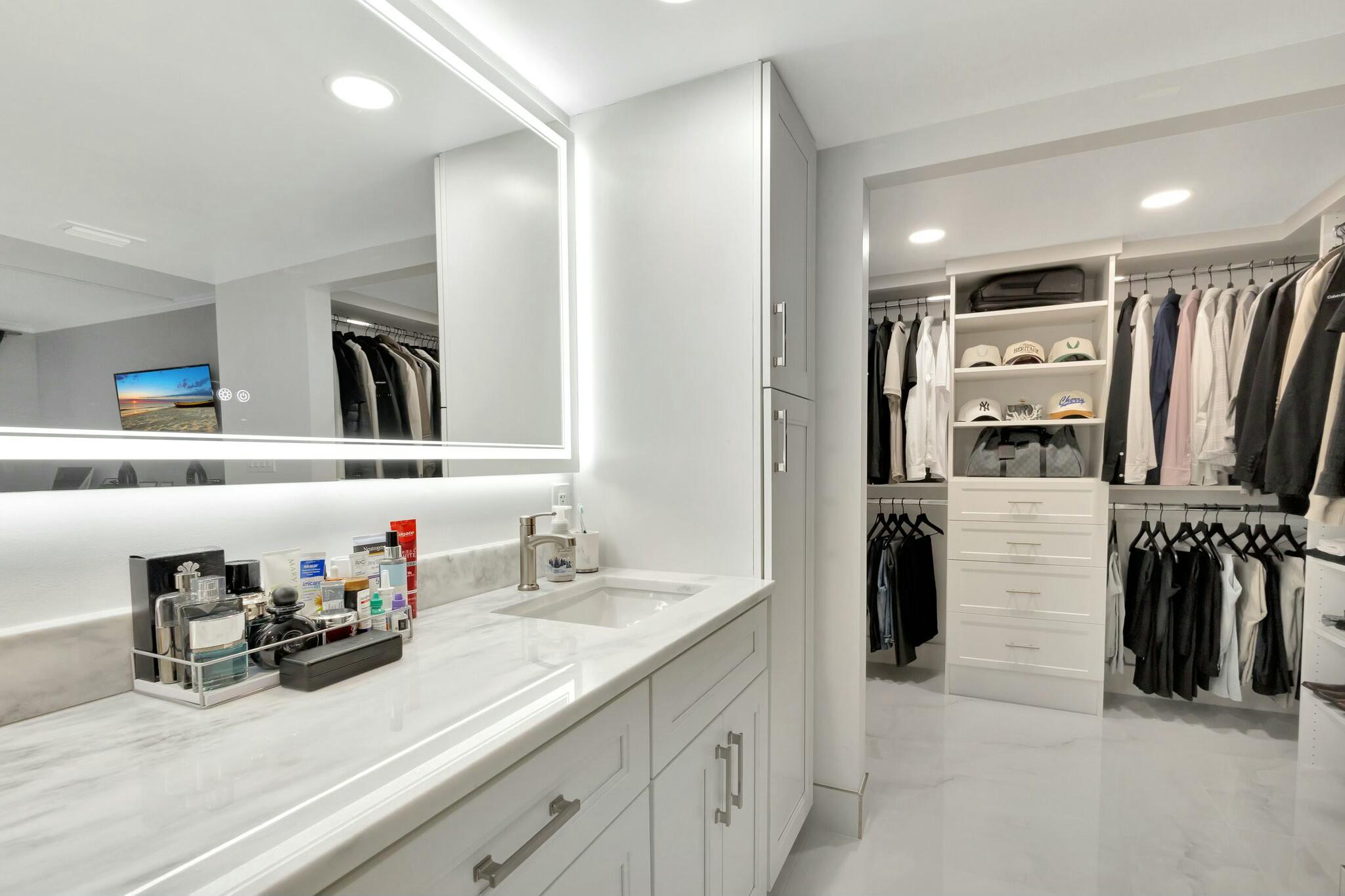 700 NE Harbour Terrace 2290