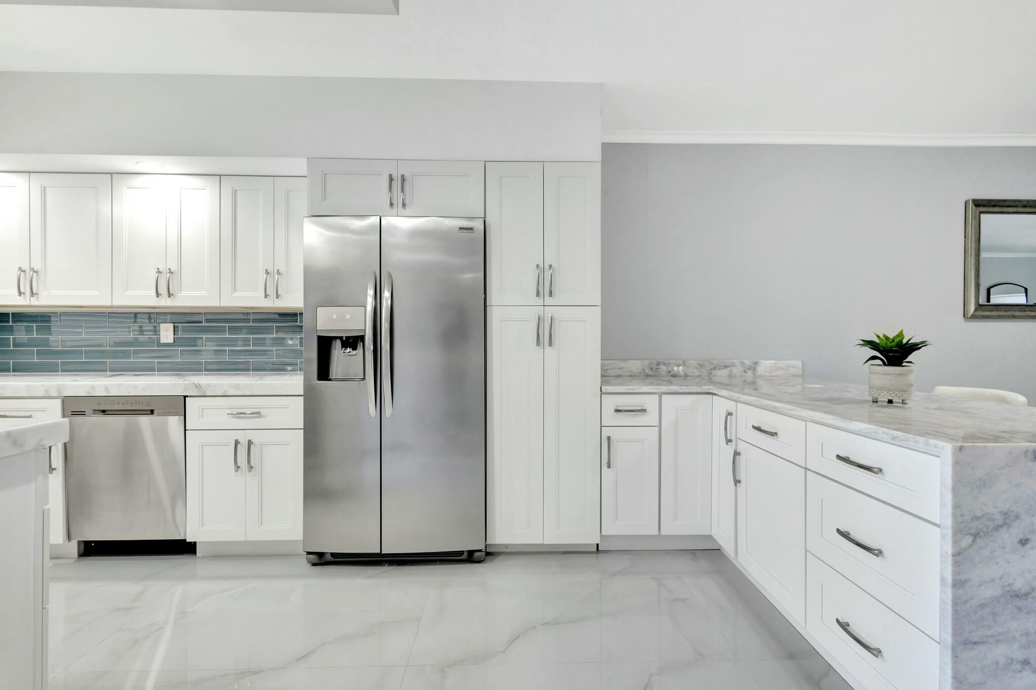 700 NE Harbour Terrace 2290