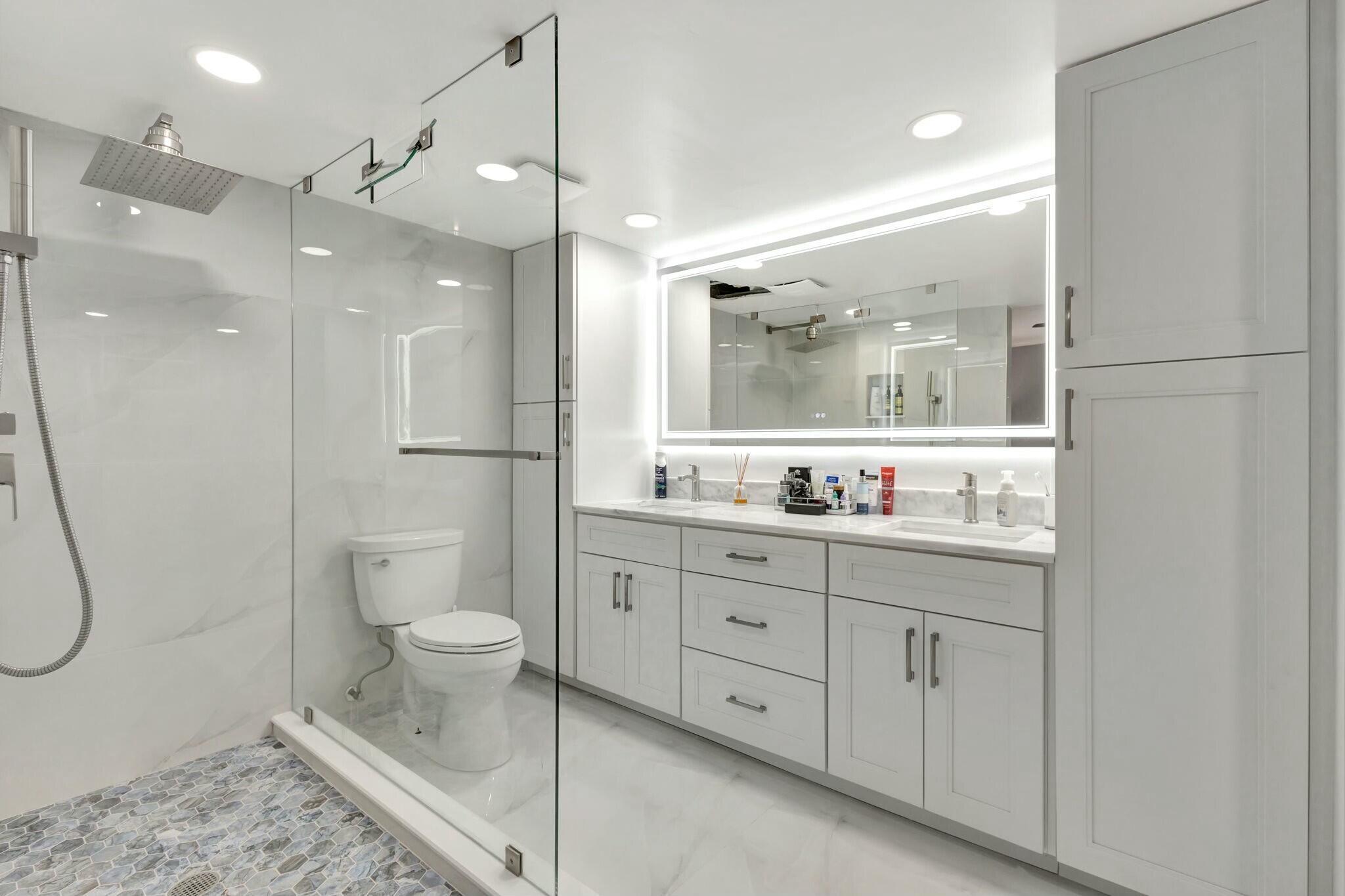 700 NE Harbour Terrace 2290