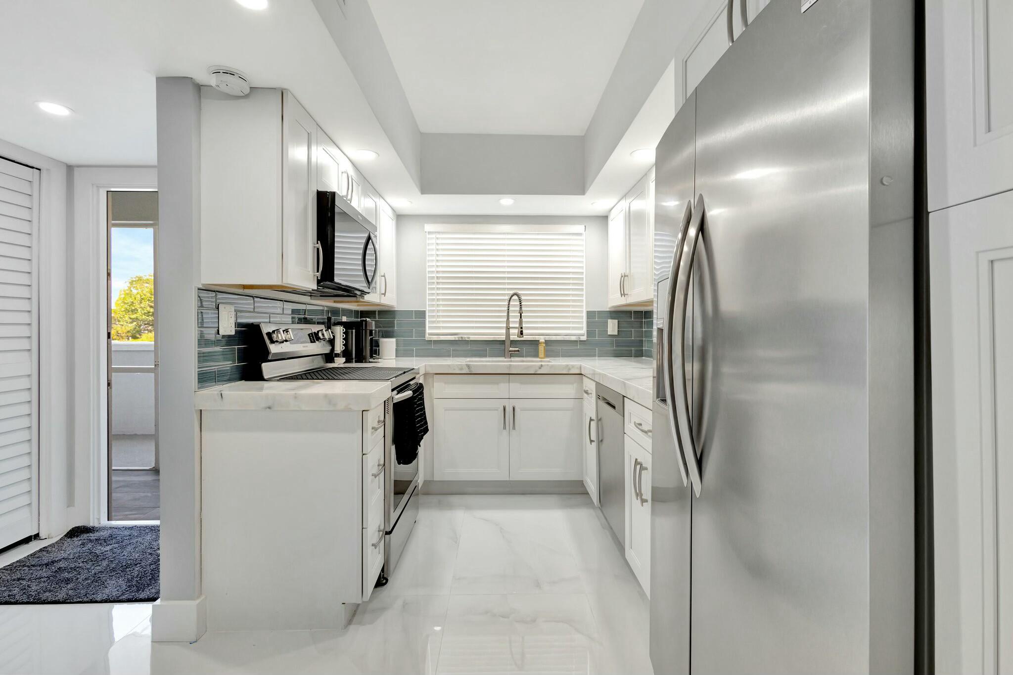 700 NE Harbour Terrace 2290