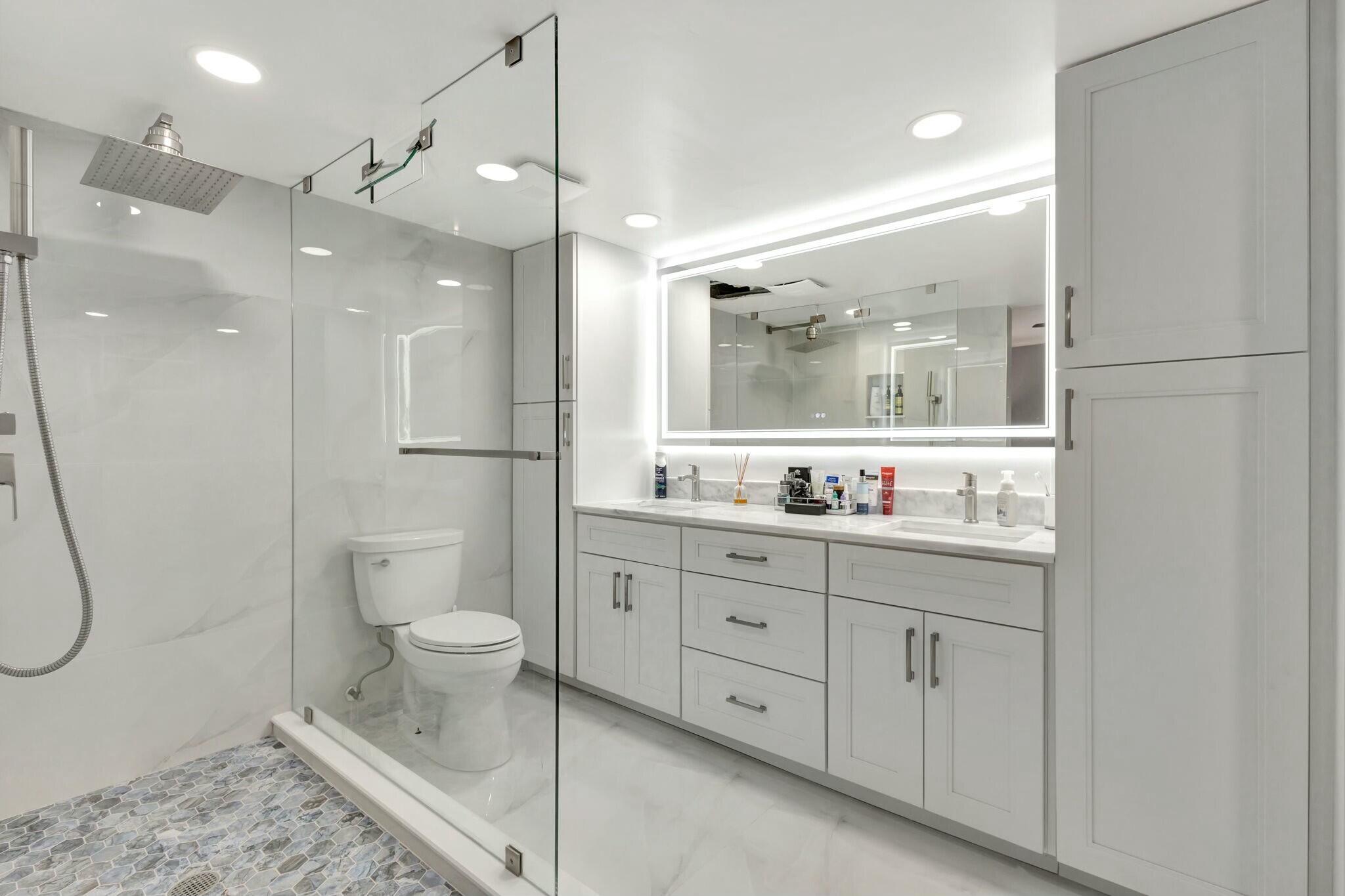 700 NE Harbour Terrace 2290