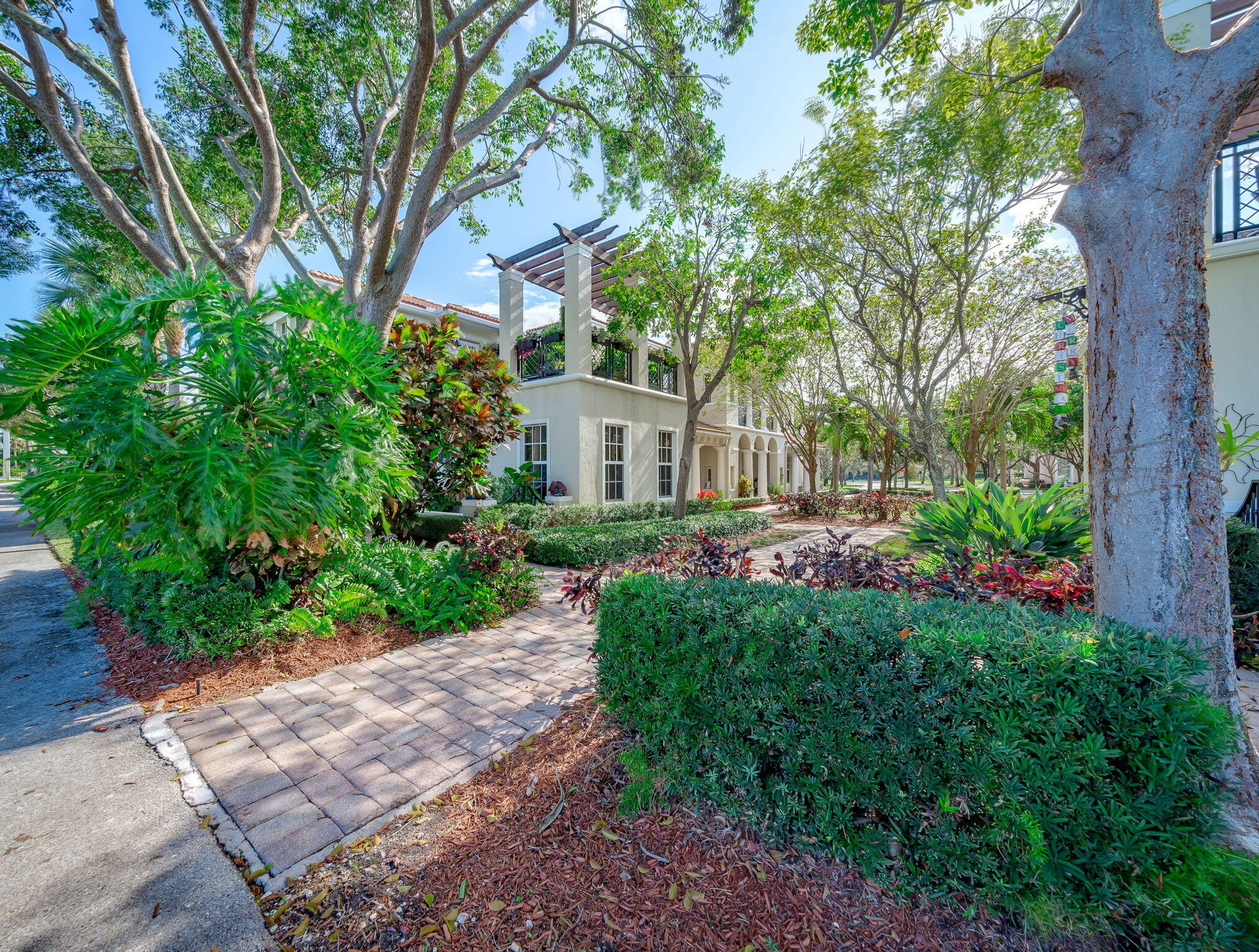 8335 NW 7th Terrace