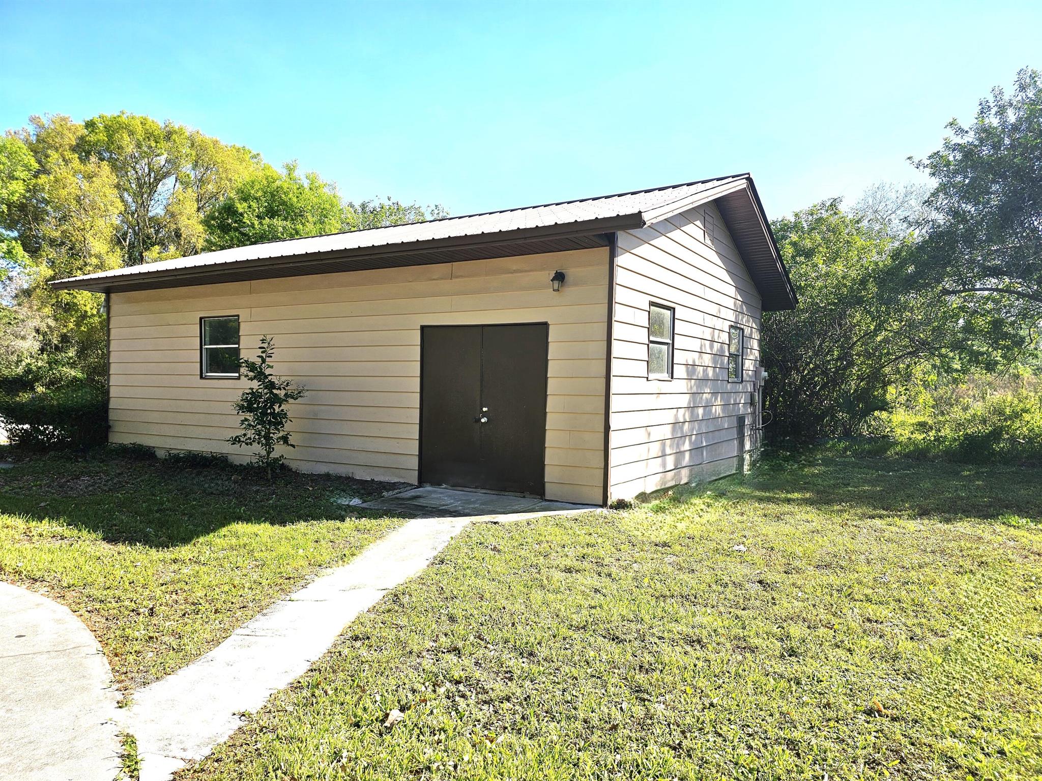 3817 NW 35th Avenue