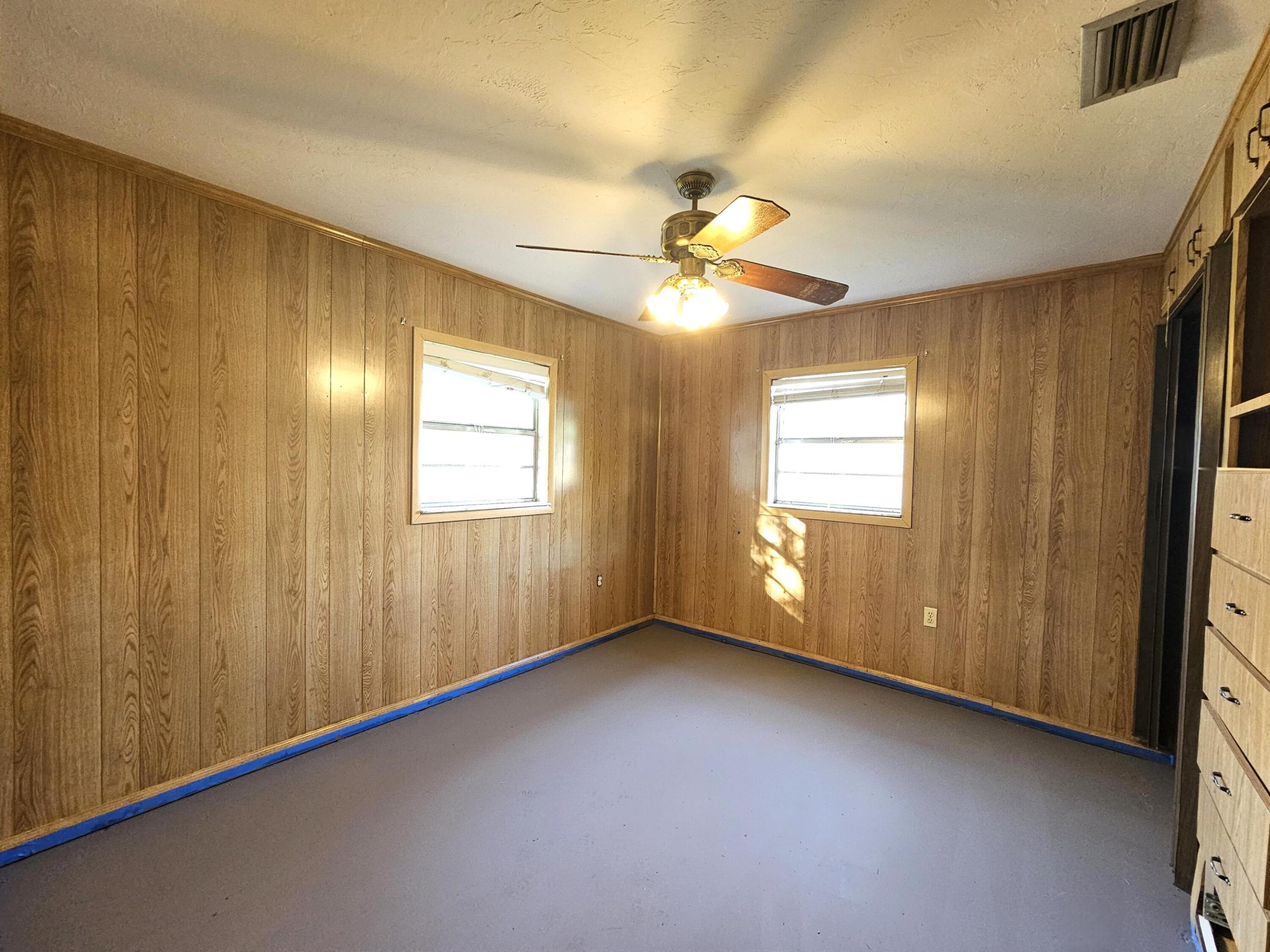 3817 NW 35th Avenue