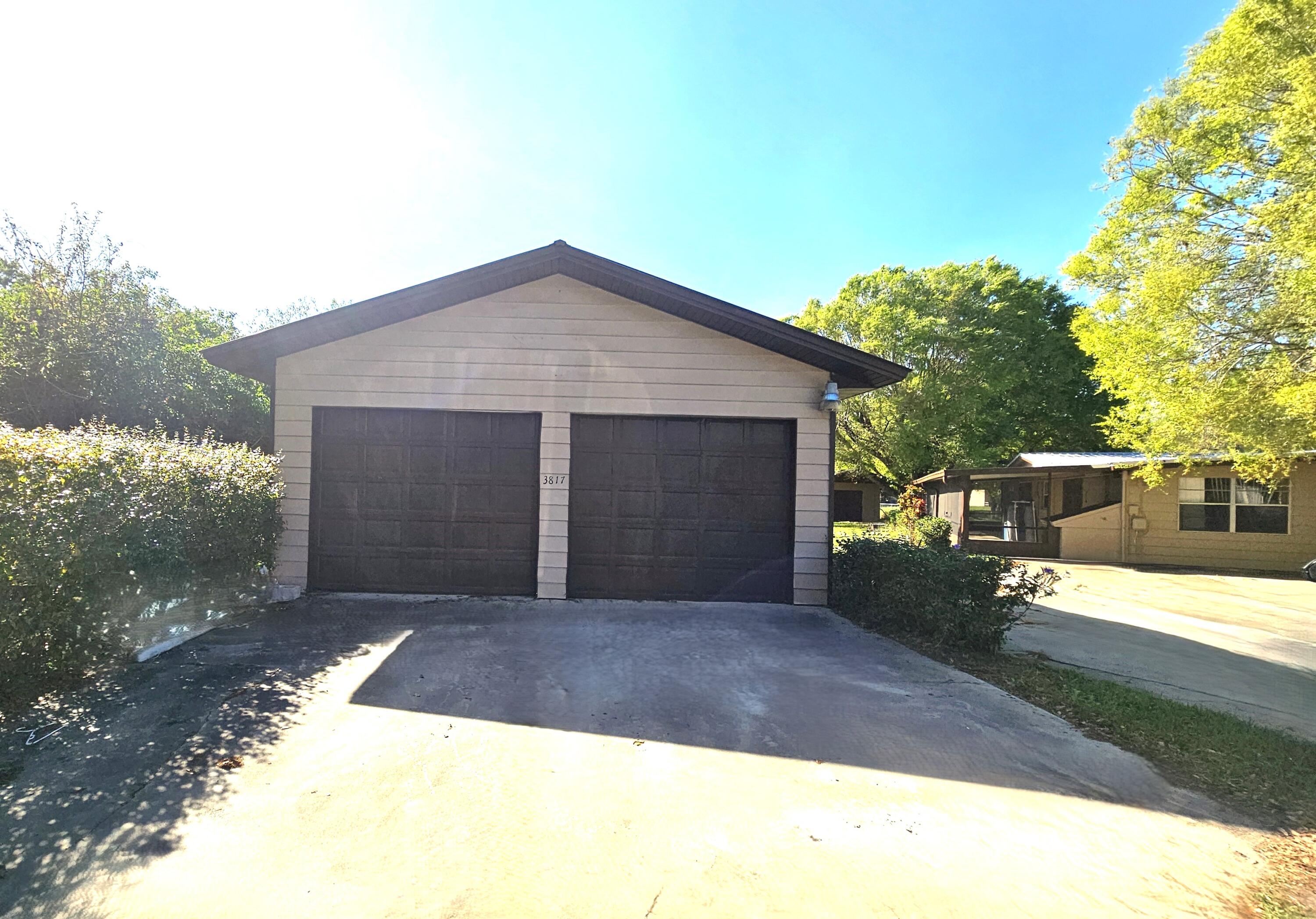 3817 NW 35th Avenue