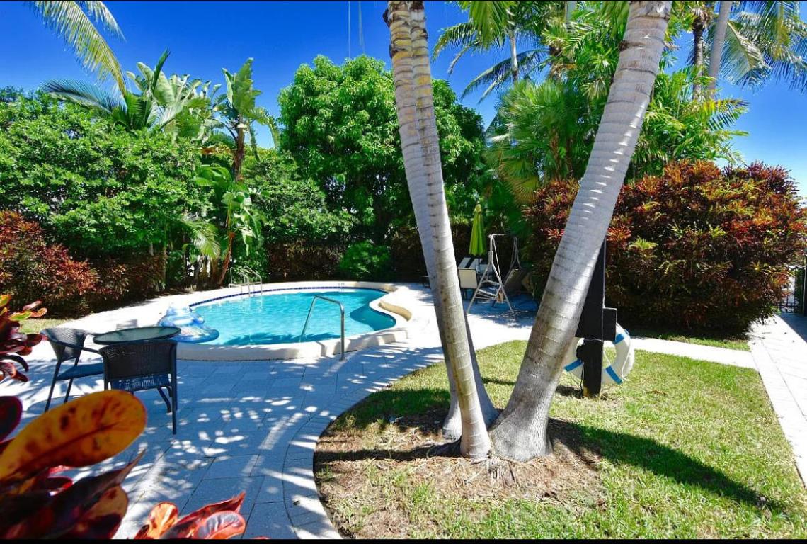 4105 NE 21st Avenue 1-5