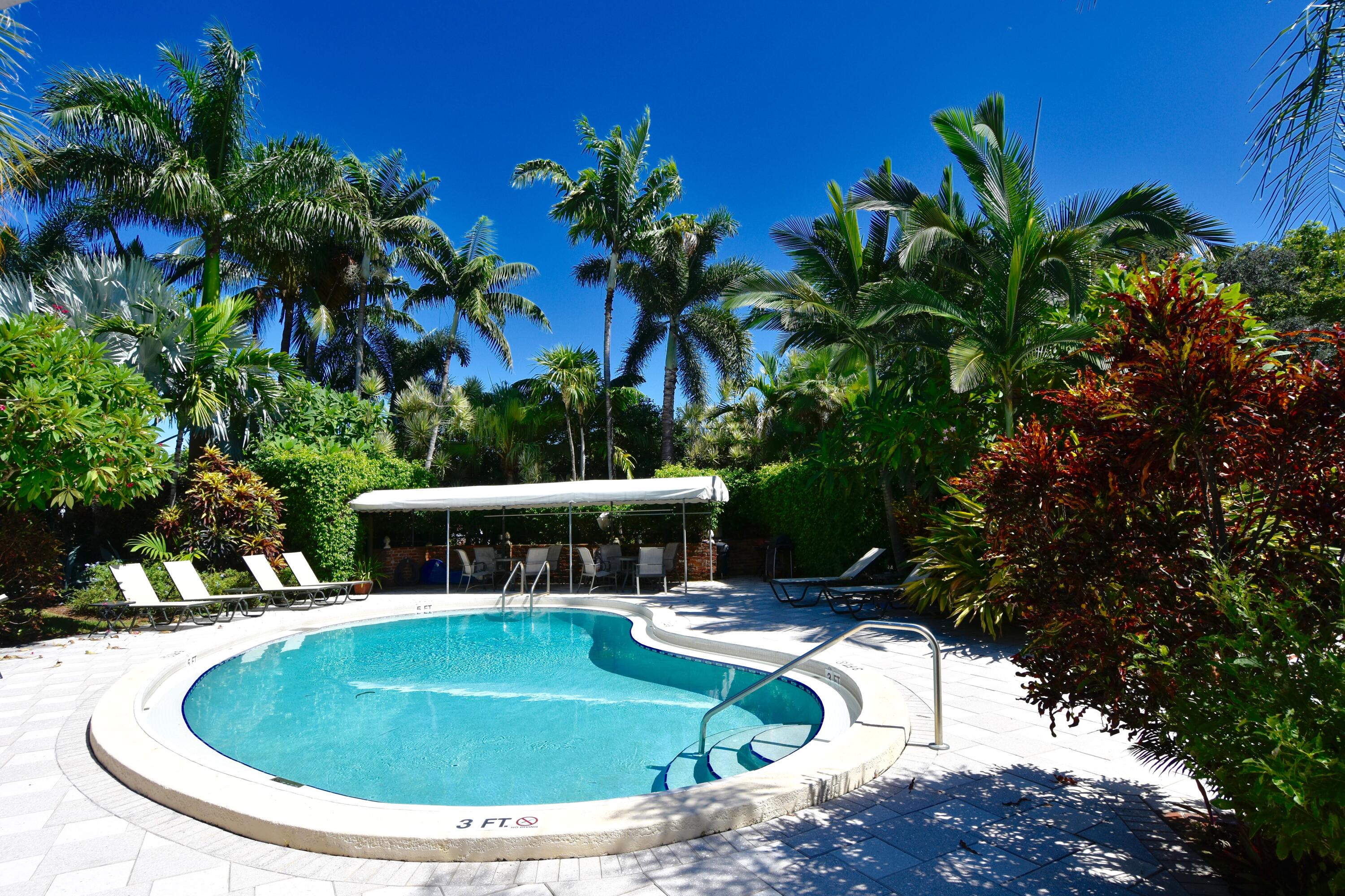 4009 NE 21 Avenue 1-13