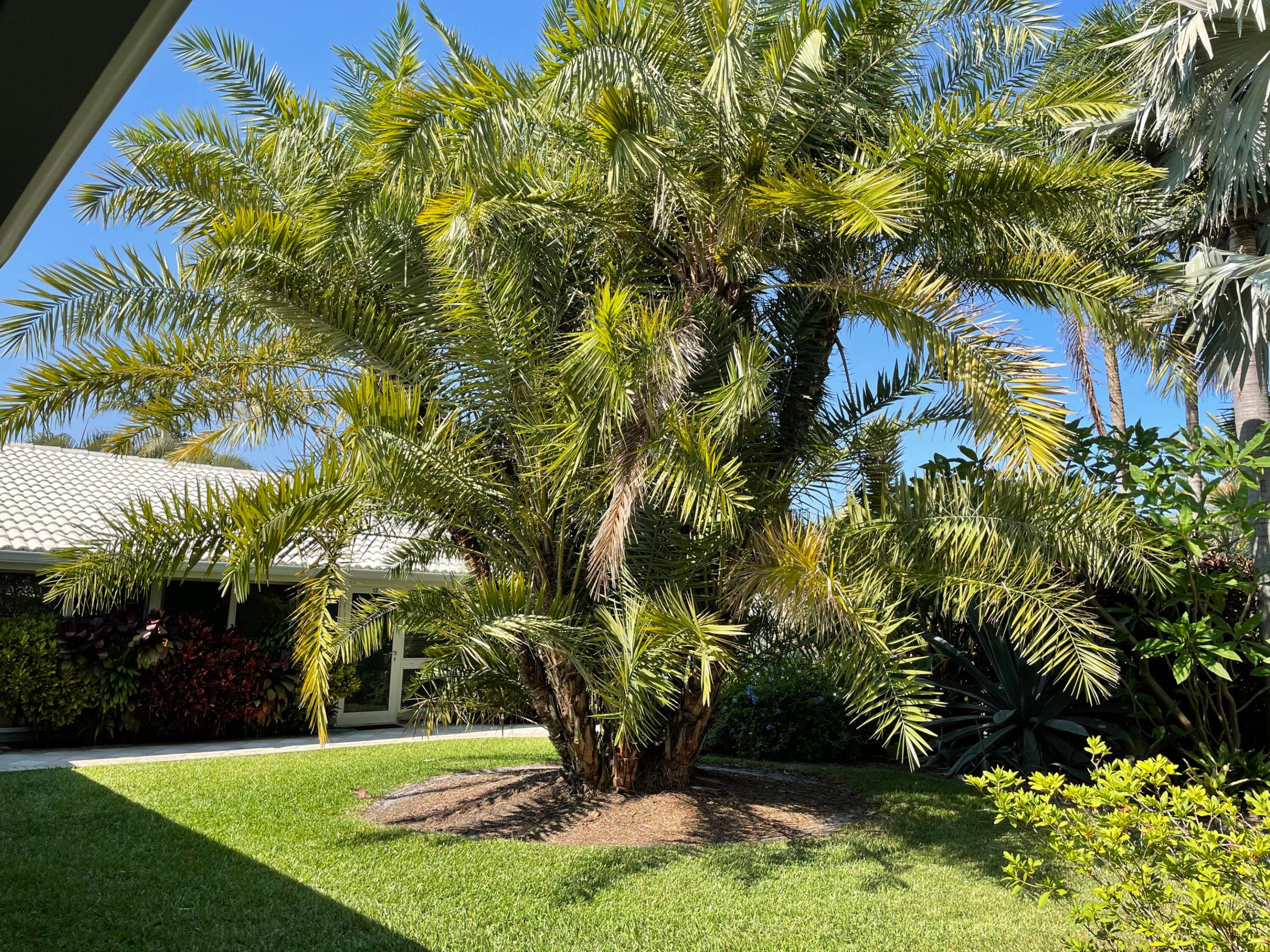 4009 NE 21 Avenue 1-13