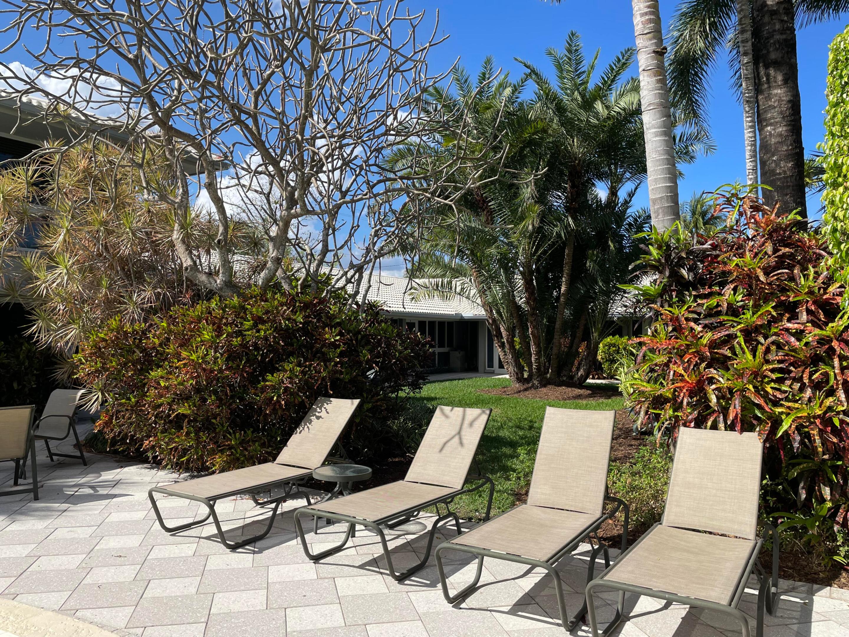 4009 NE 21 Avenue 1-13