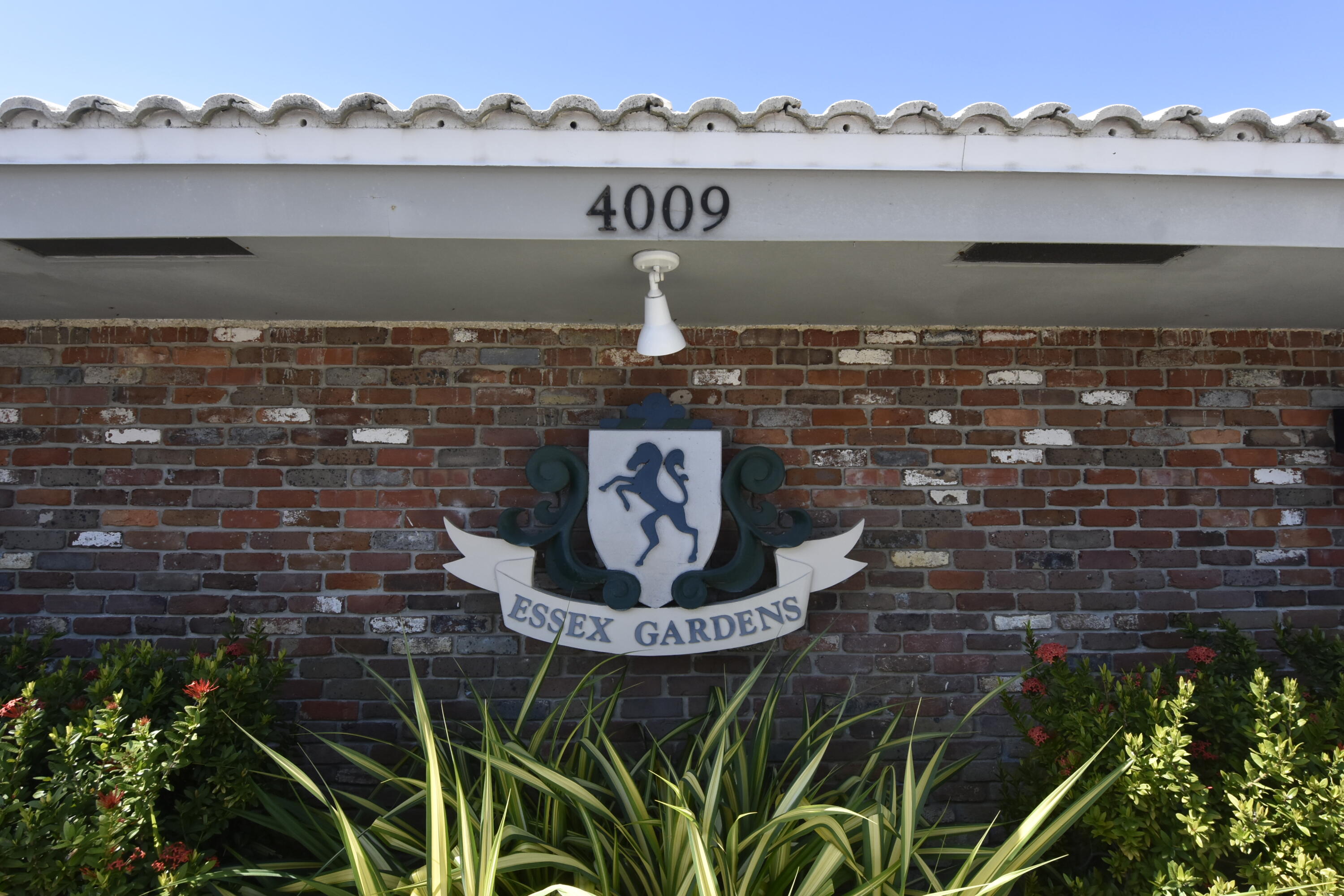 4009 NE 21 Avenue 1-13