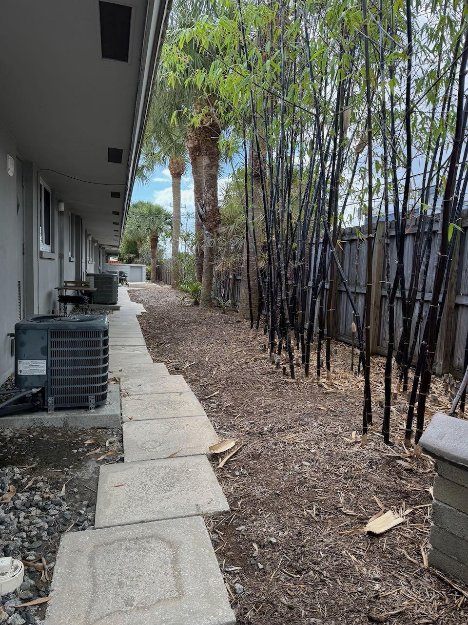 4009 NE 21 Avenue 1-13