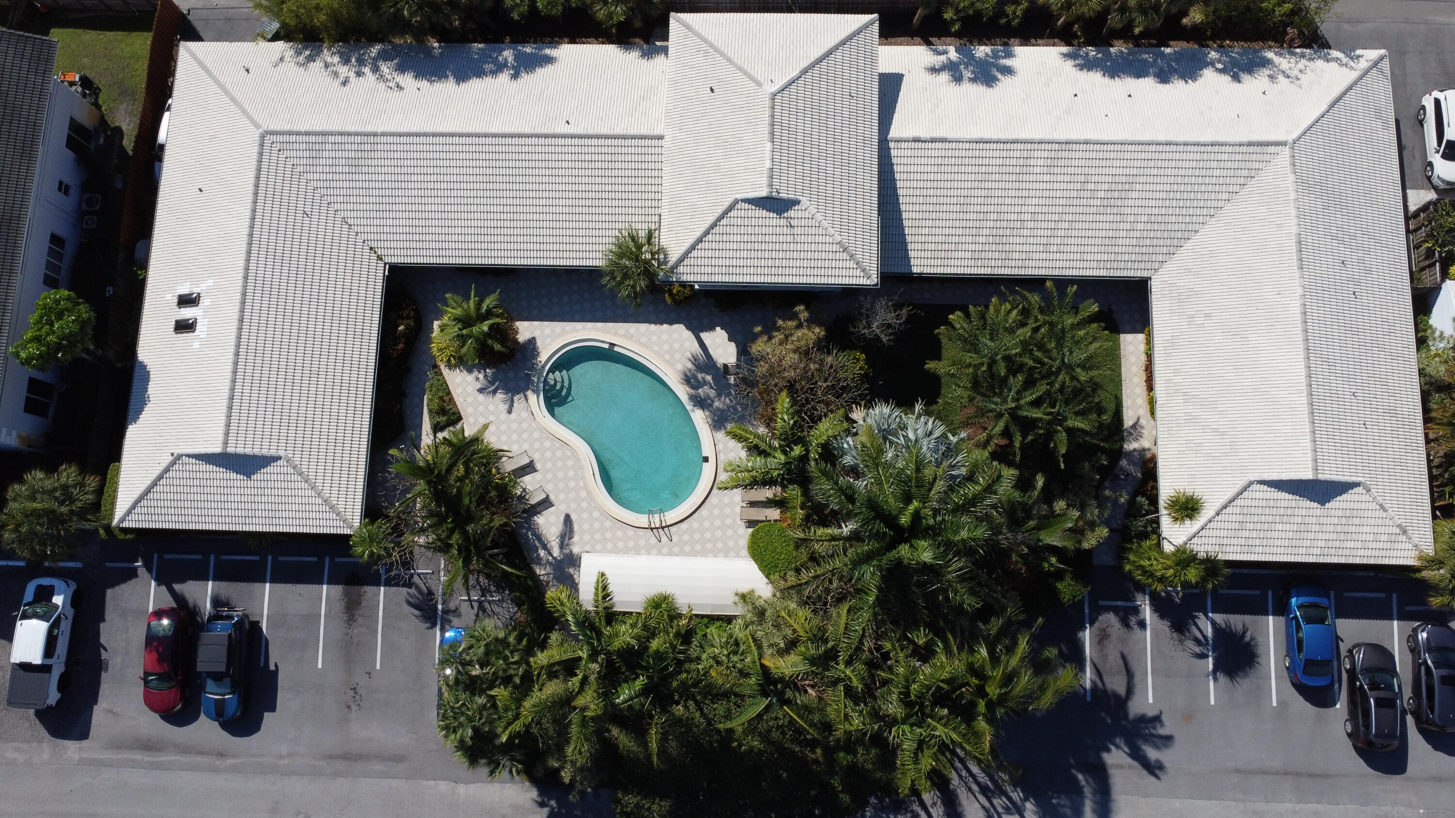 4009 NE 21 Avenue 1-13