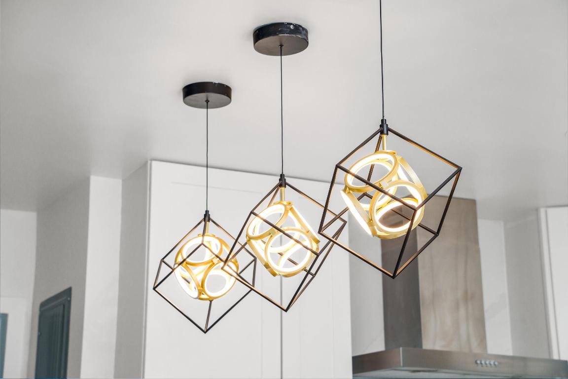 303/305 De Carie Street