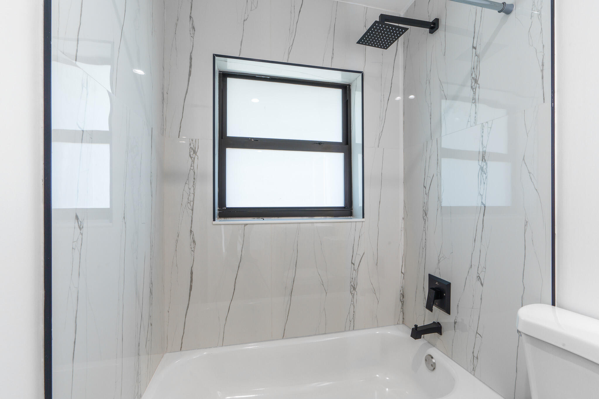 303/305 De Carie Street