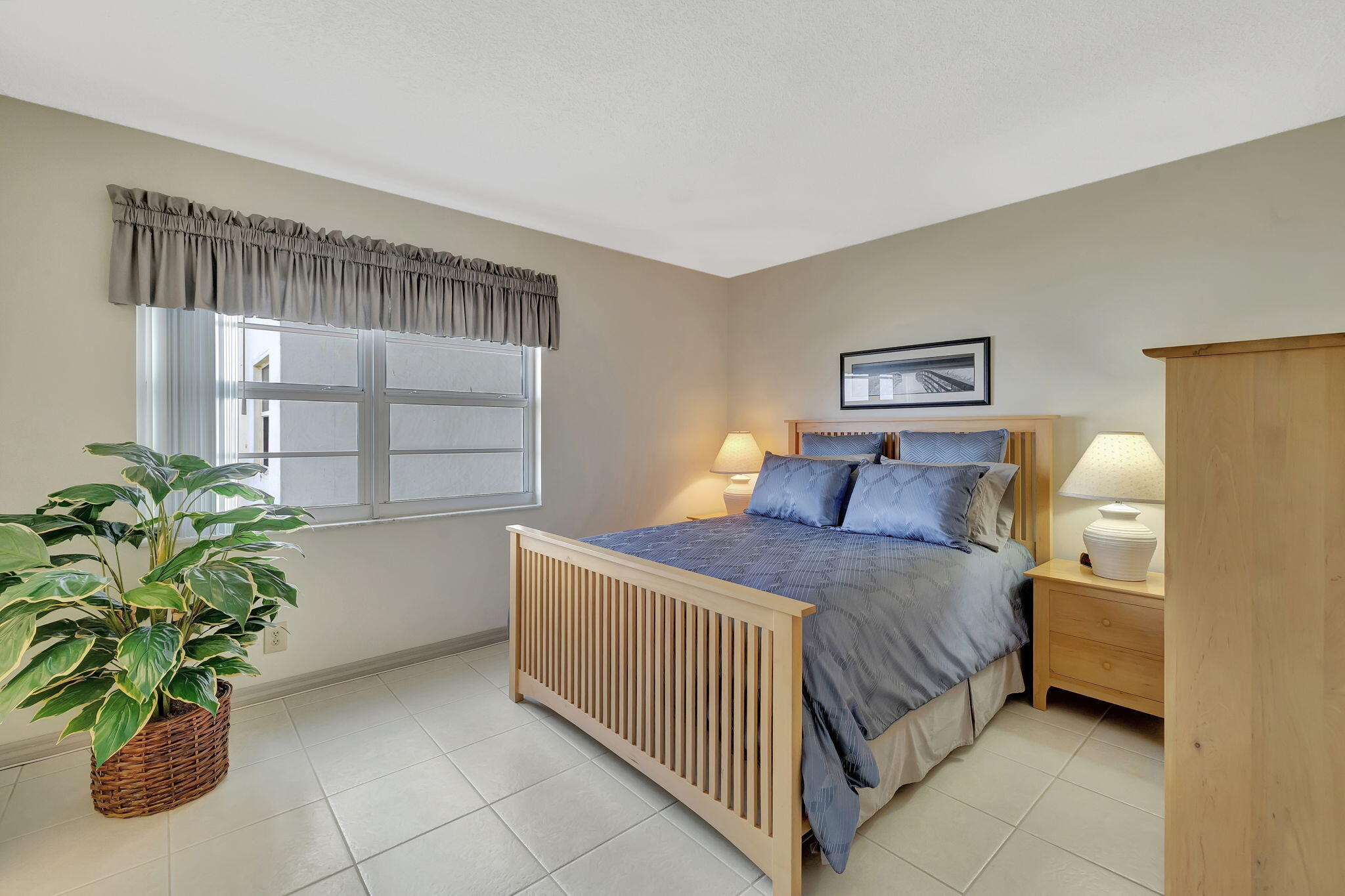 1500 S Ocean Boulevard 203