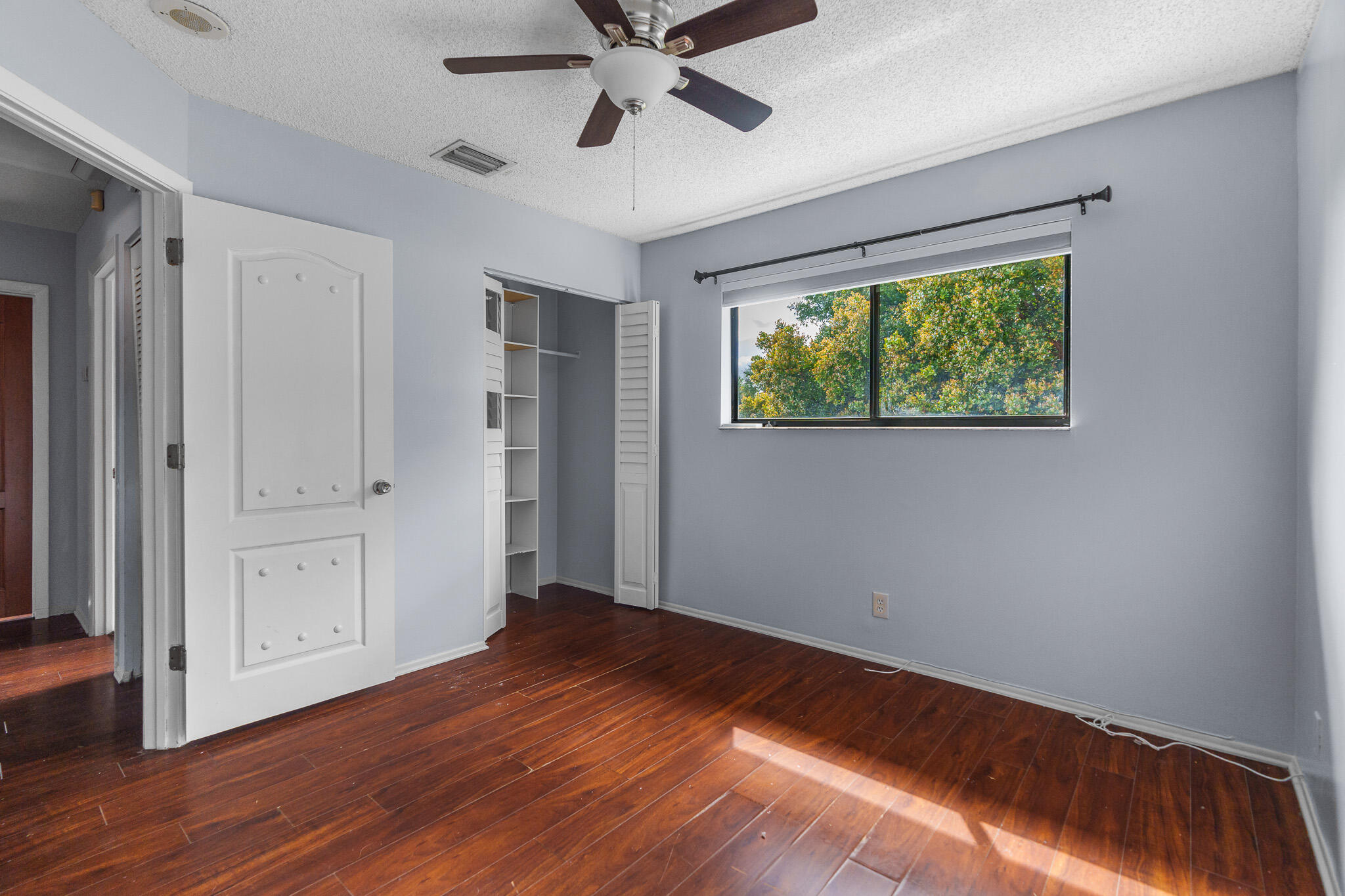733 NW 40th Terrace
