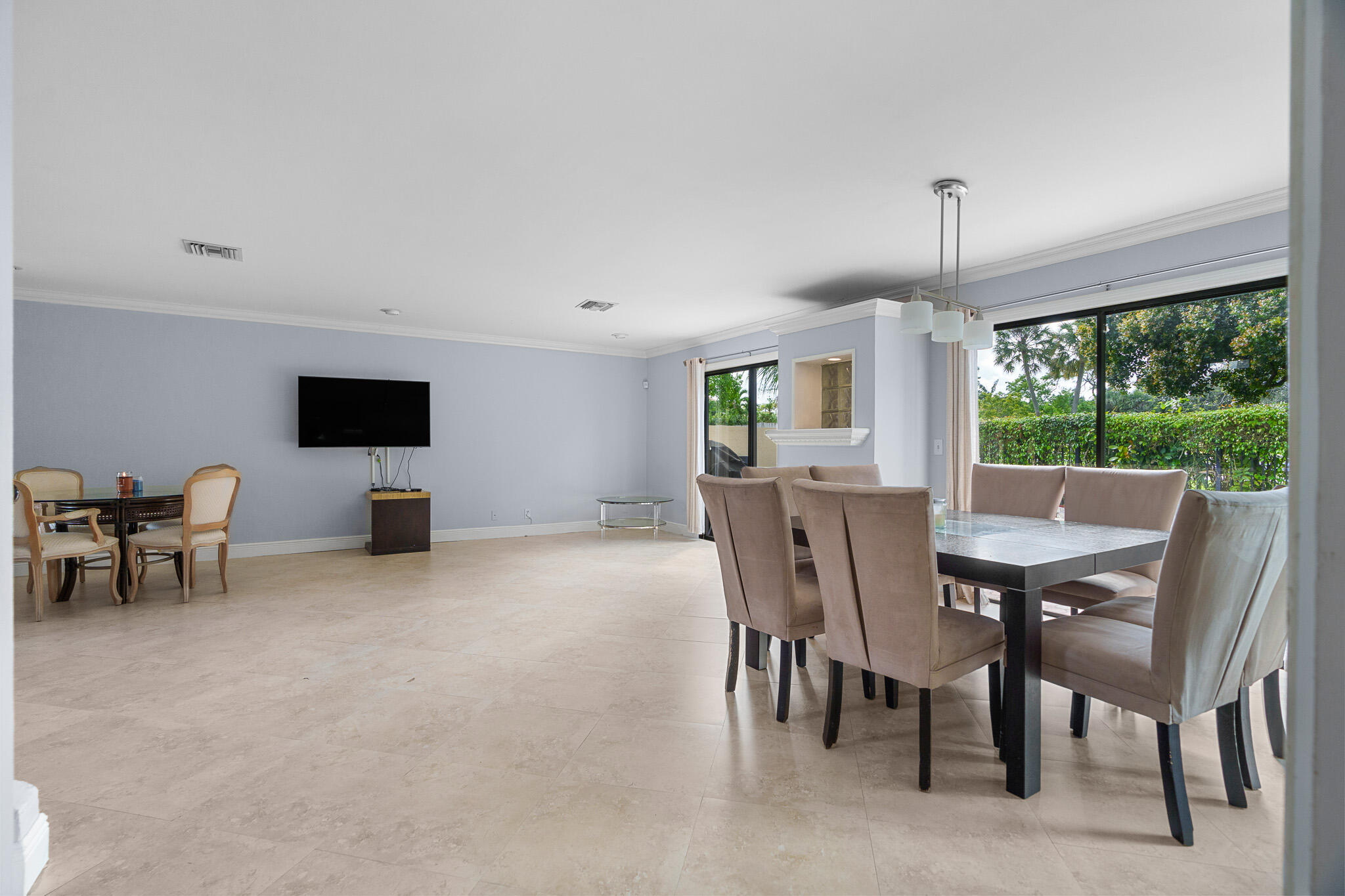 733 NW 40th Terrace