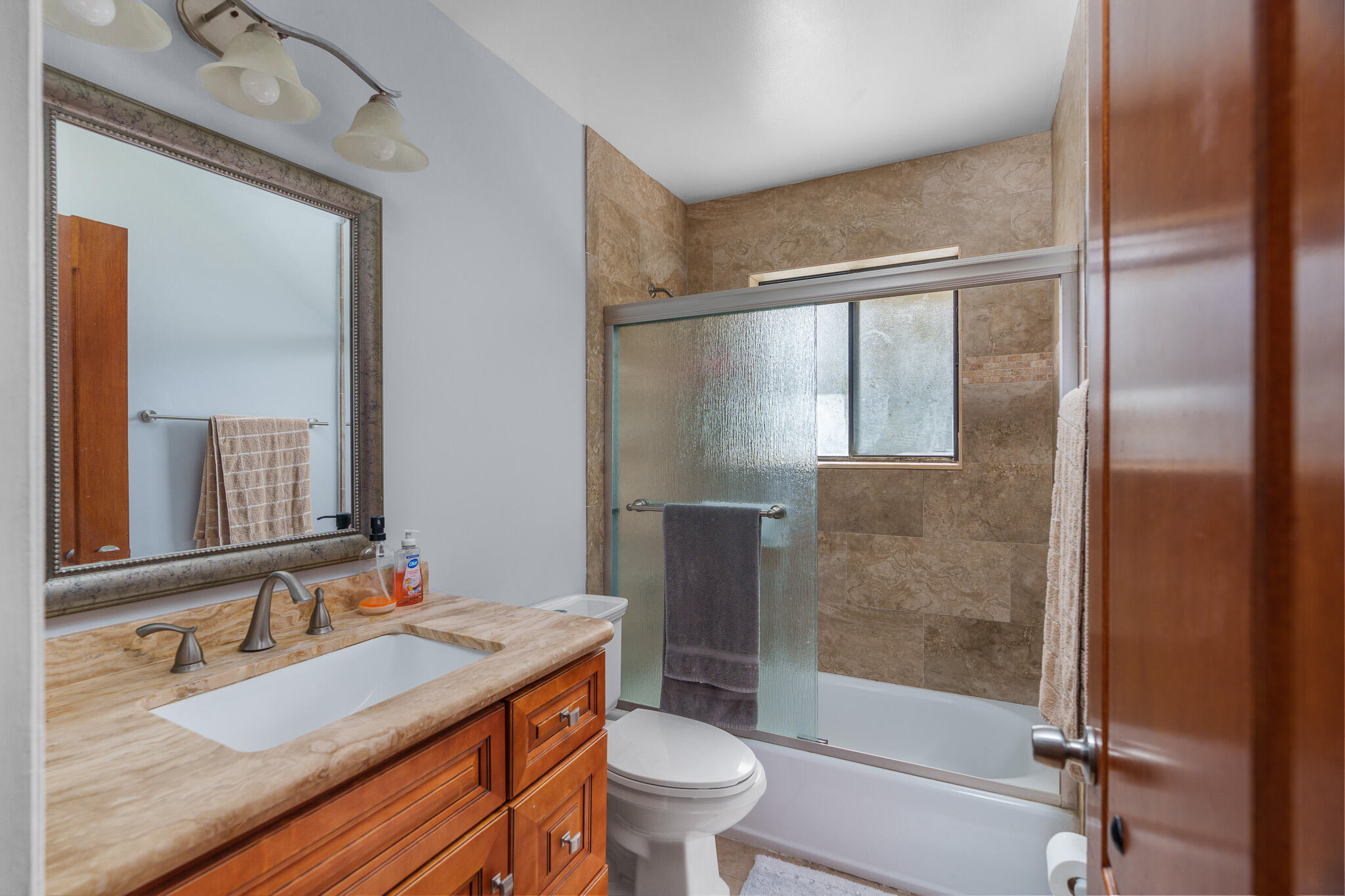 733 NW 40th Terrace