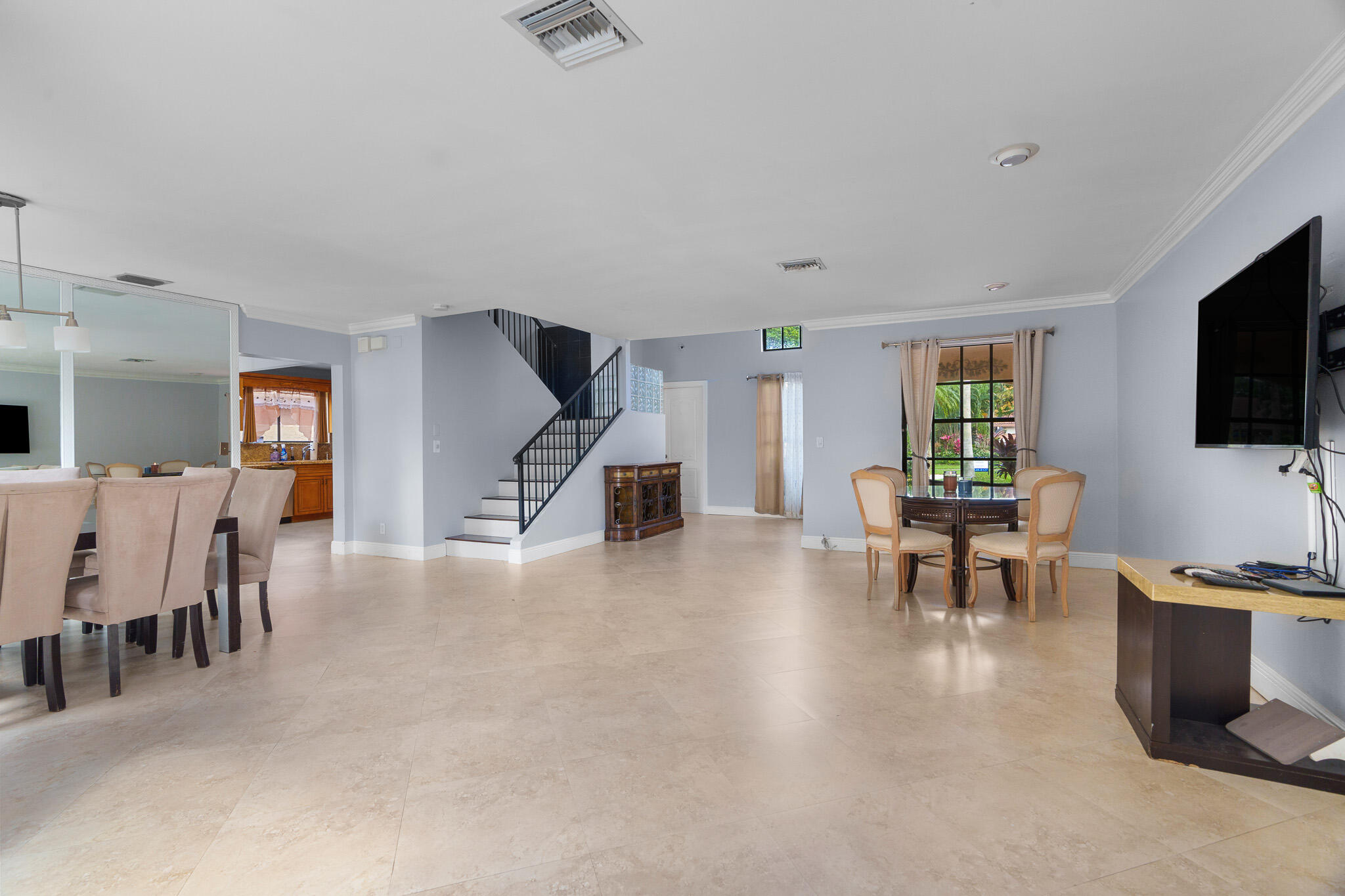 733 NW 40th Terrace