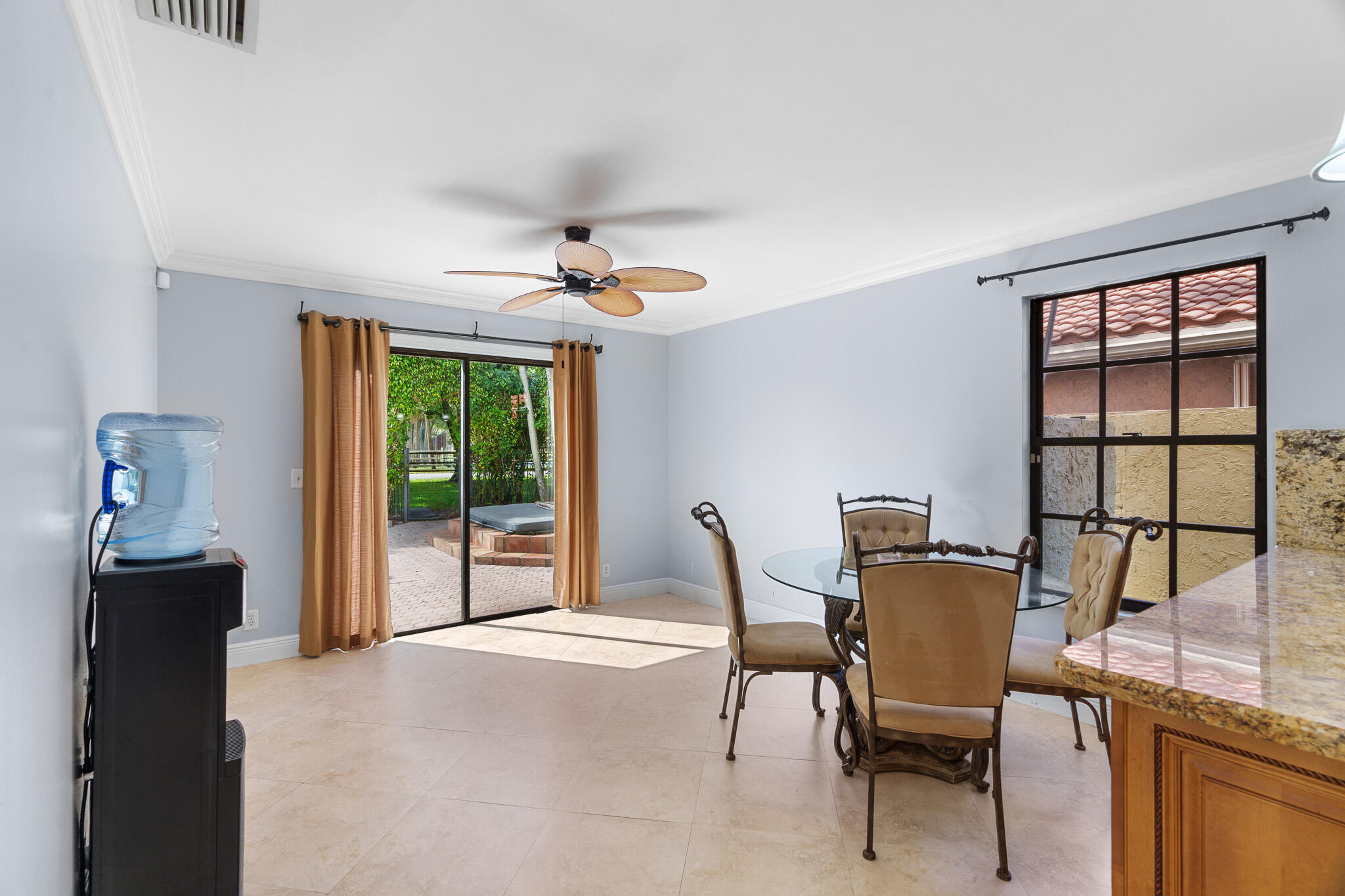 733 NW 40th Terrace
