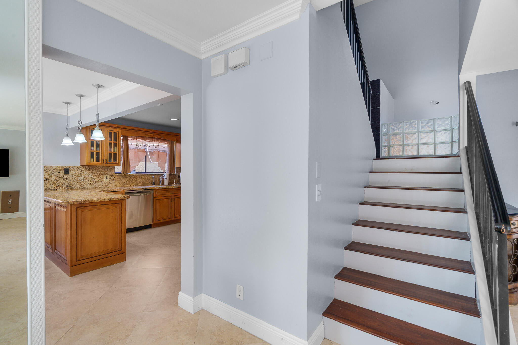 733 NW 40th Terrace