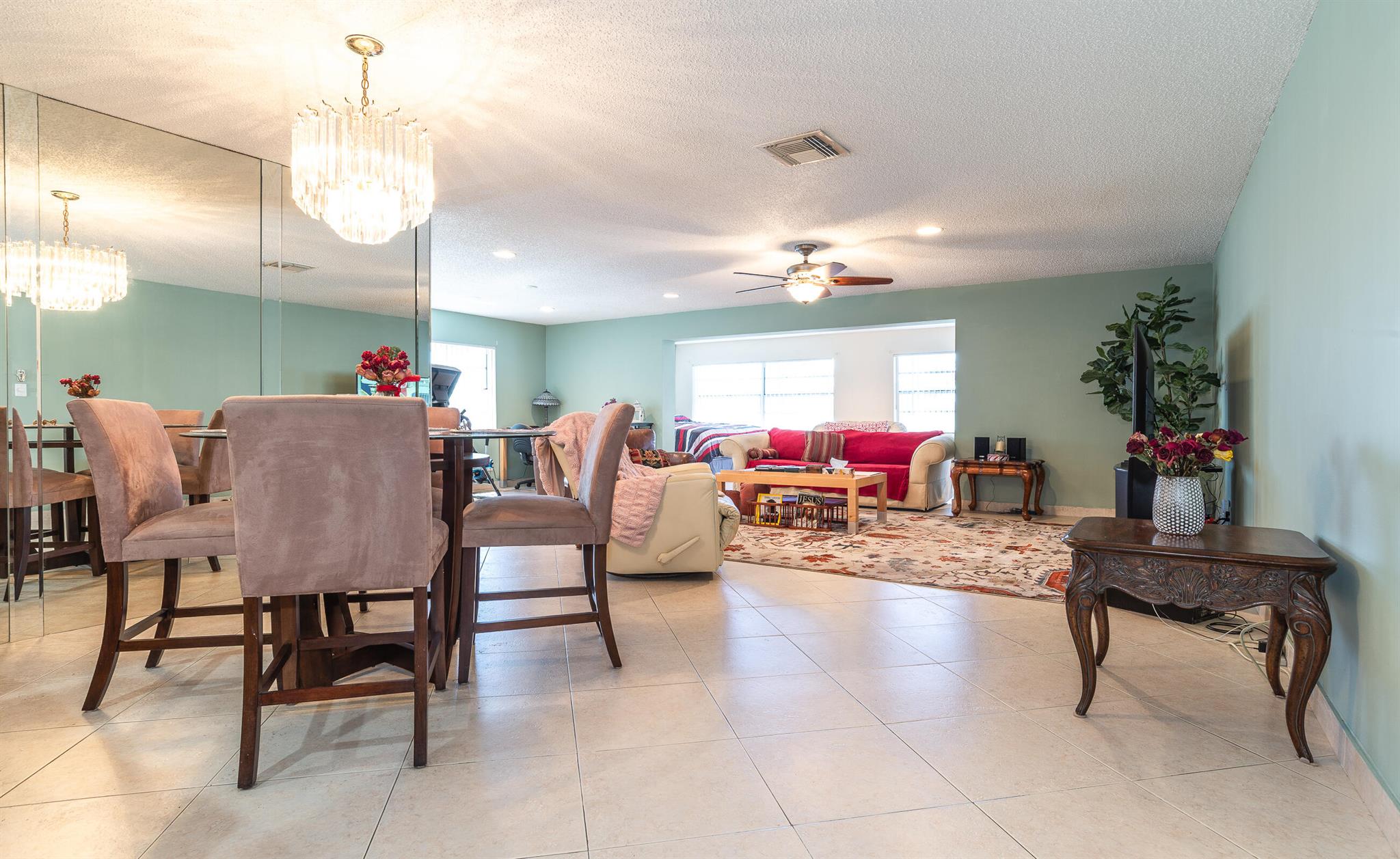 7076 Pine Manor Drive