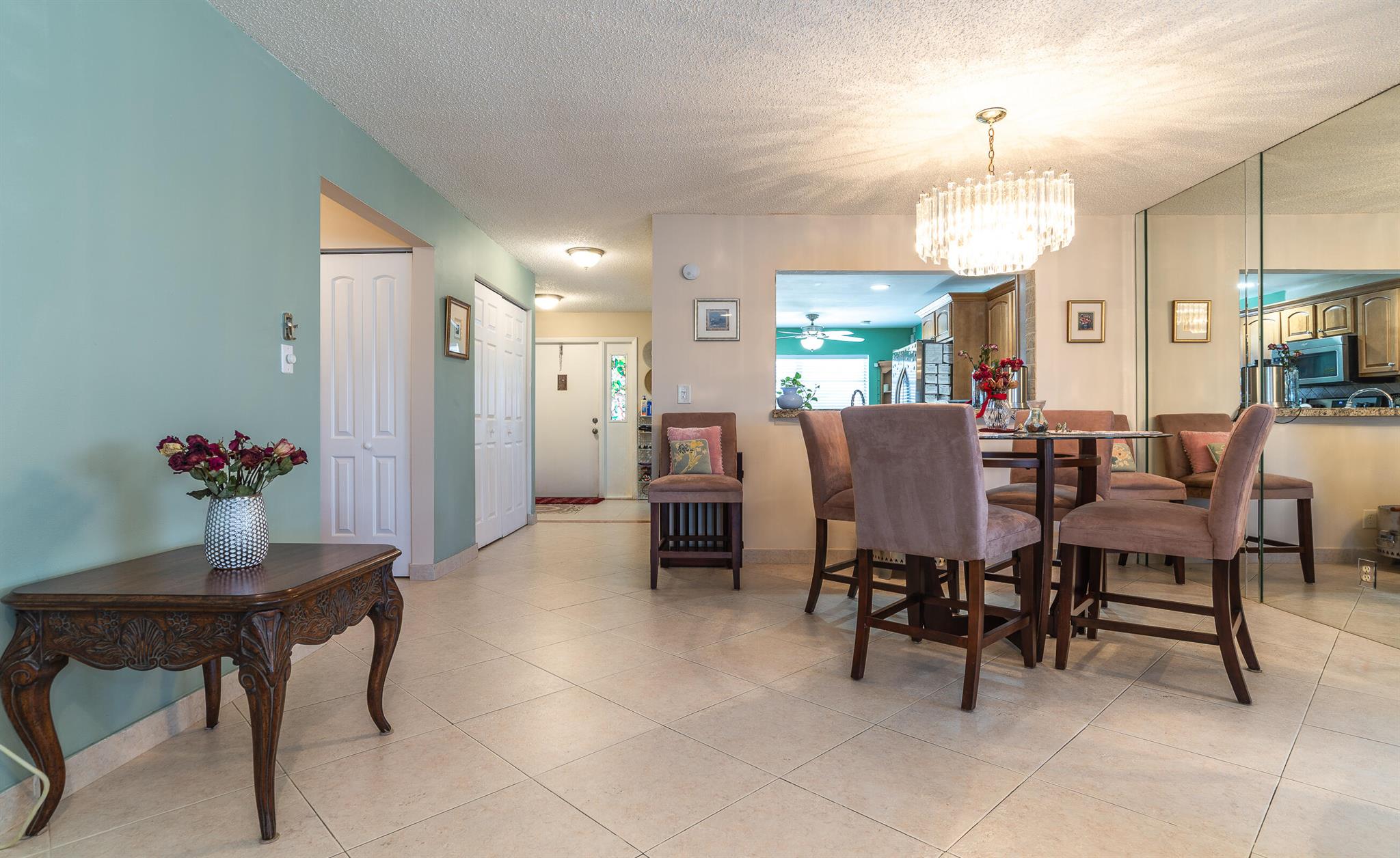 7076 Pine Manor Drive
