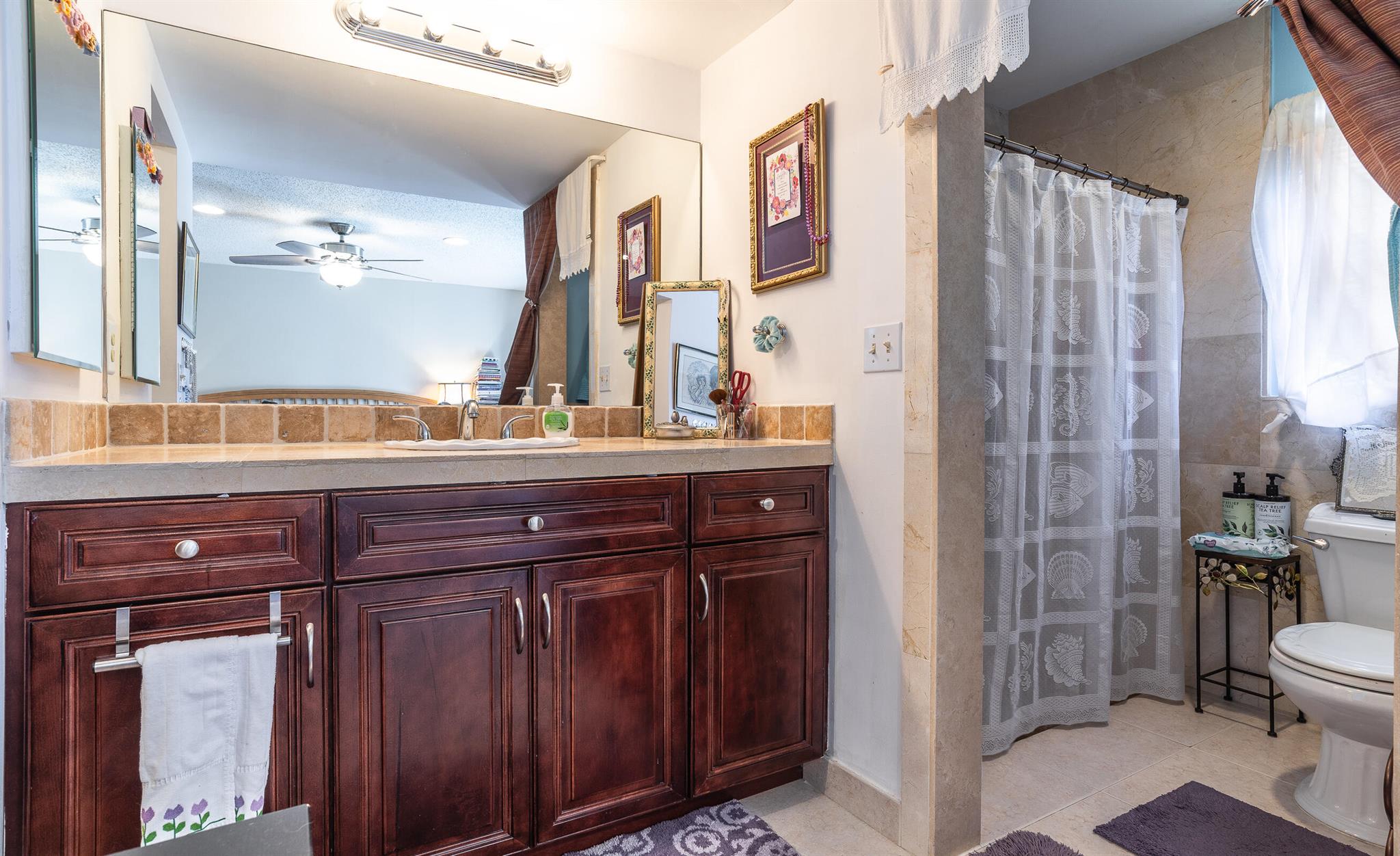 7076 Pine Manor Drive