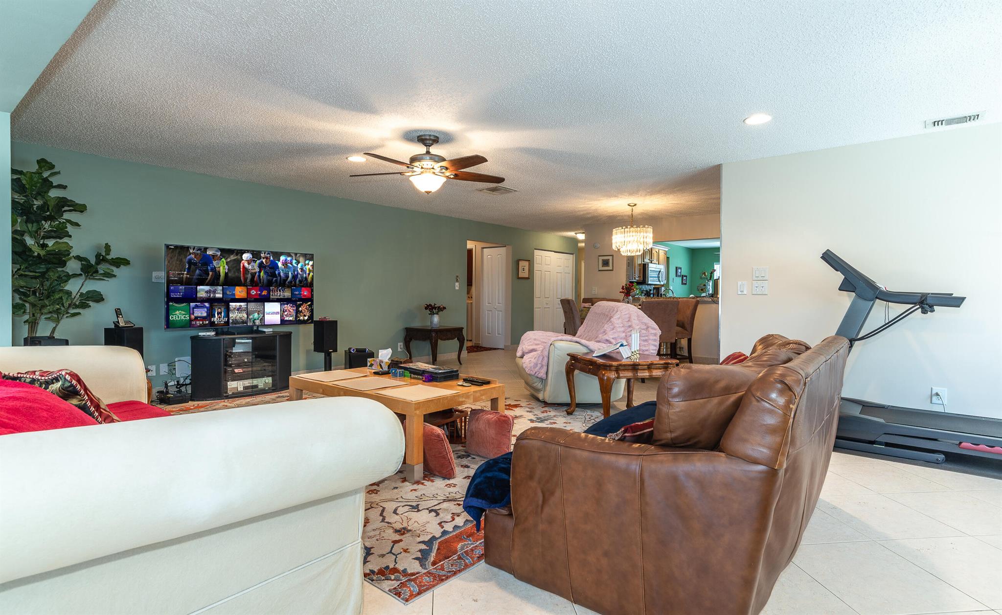7076 Pine Manor Drive