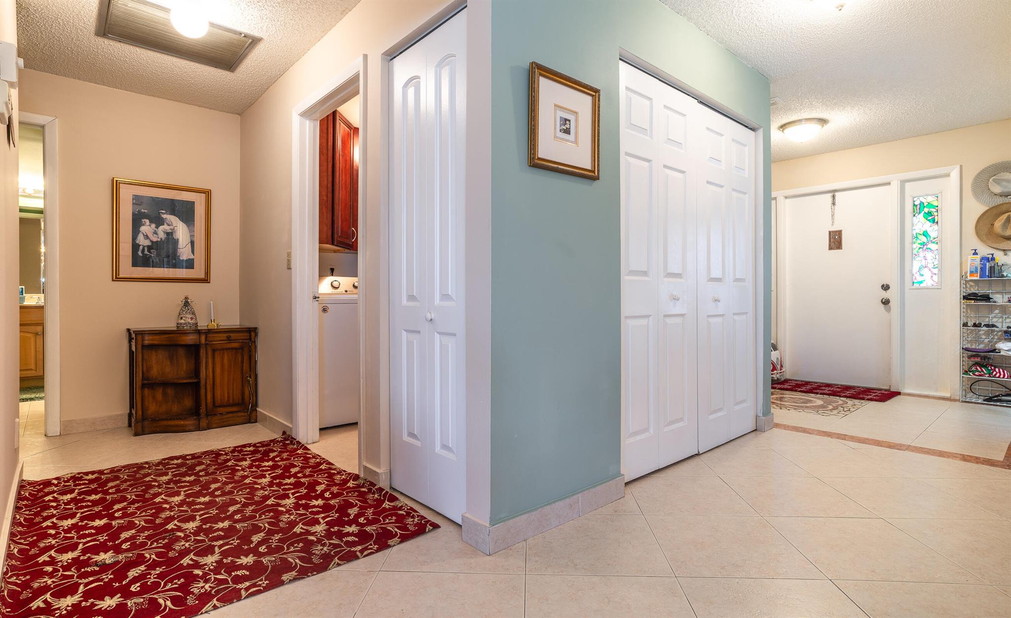 7076 Pine Manor Drive