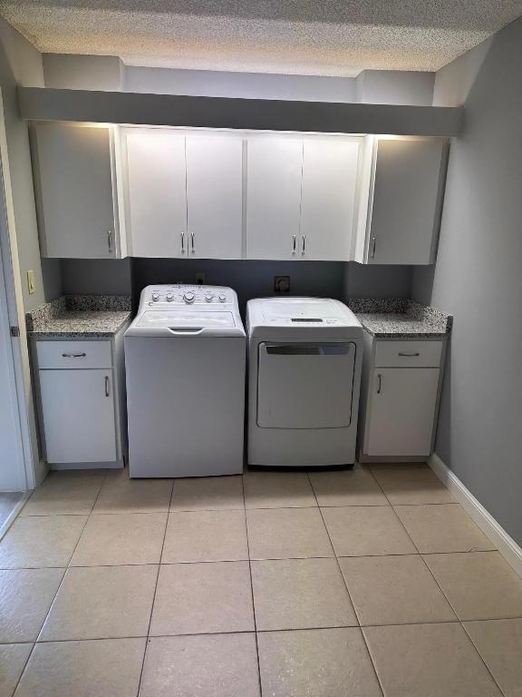 2741 Village 105 Boulevard 105