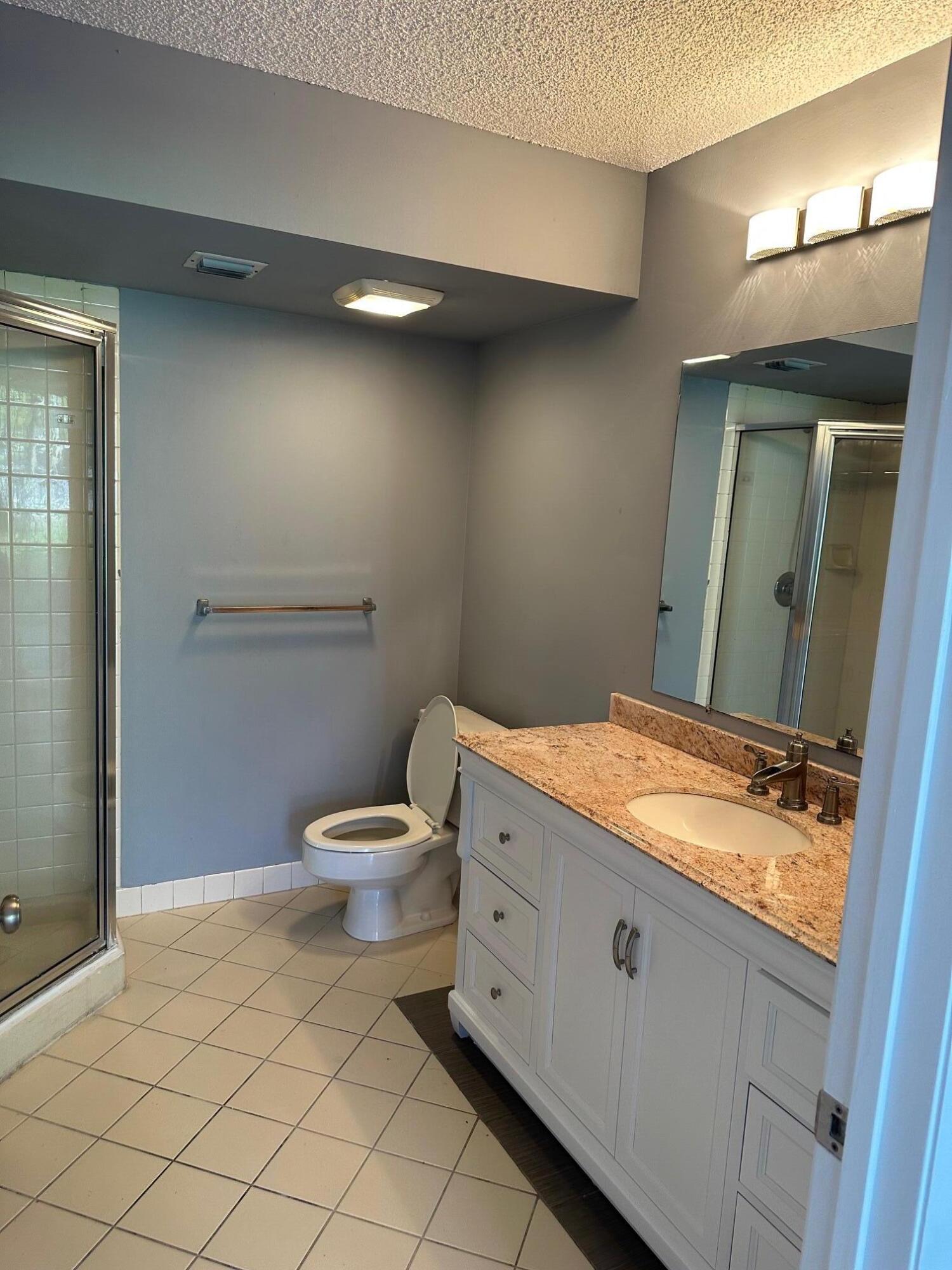 2741 Village 105 Boulevard 105