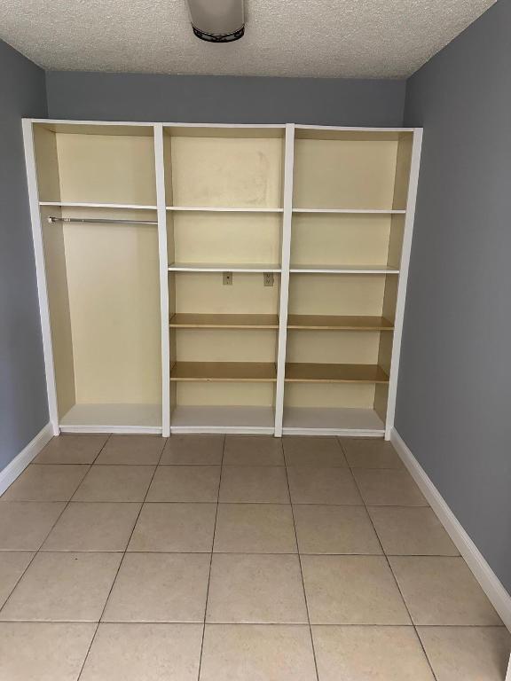 2741 Village 105 Boulevard 105