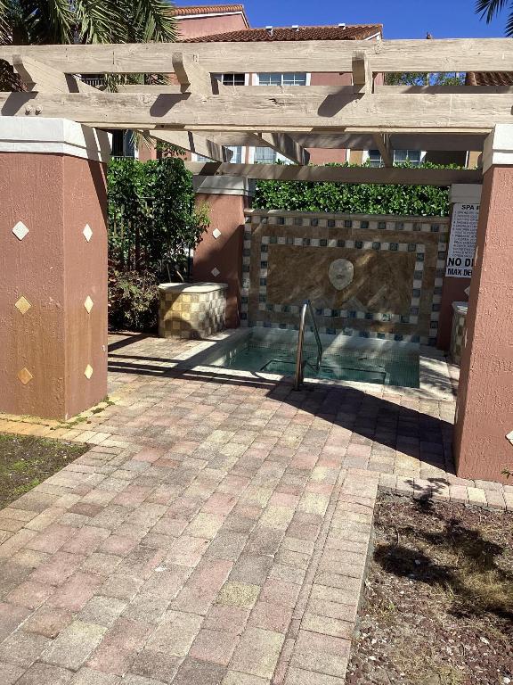 7832 Sonoma Springs Circle 101