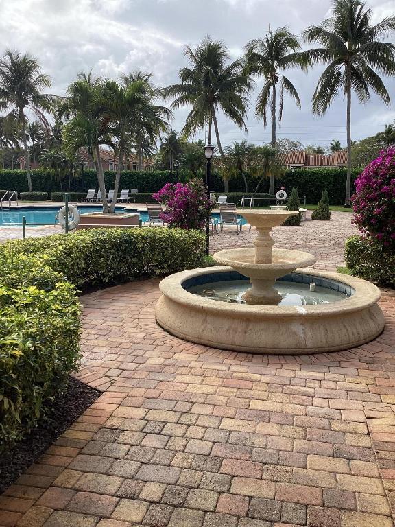 7832 Sonoma Springs Circle 101