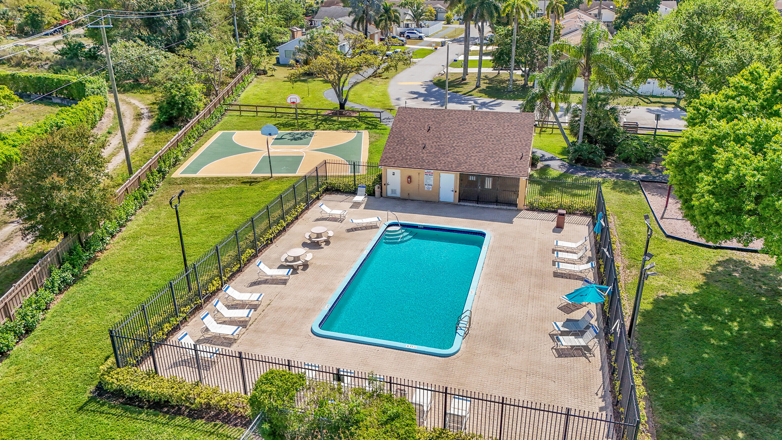 11120 N Terradas Lane