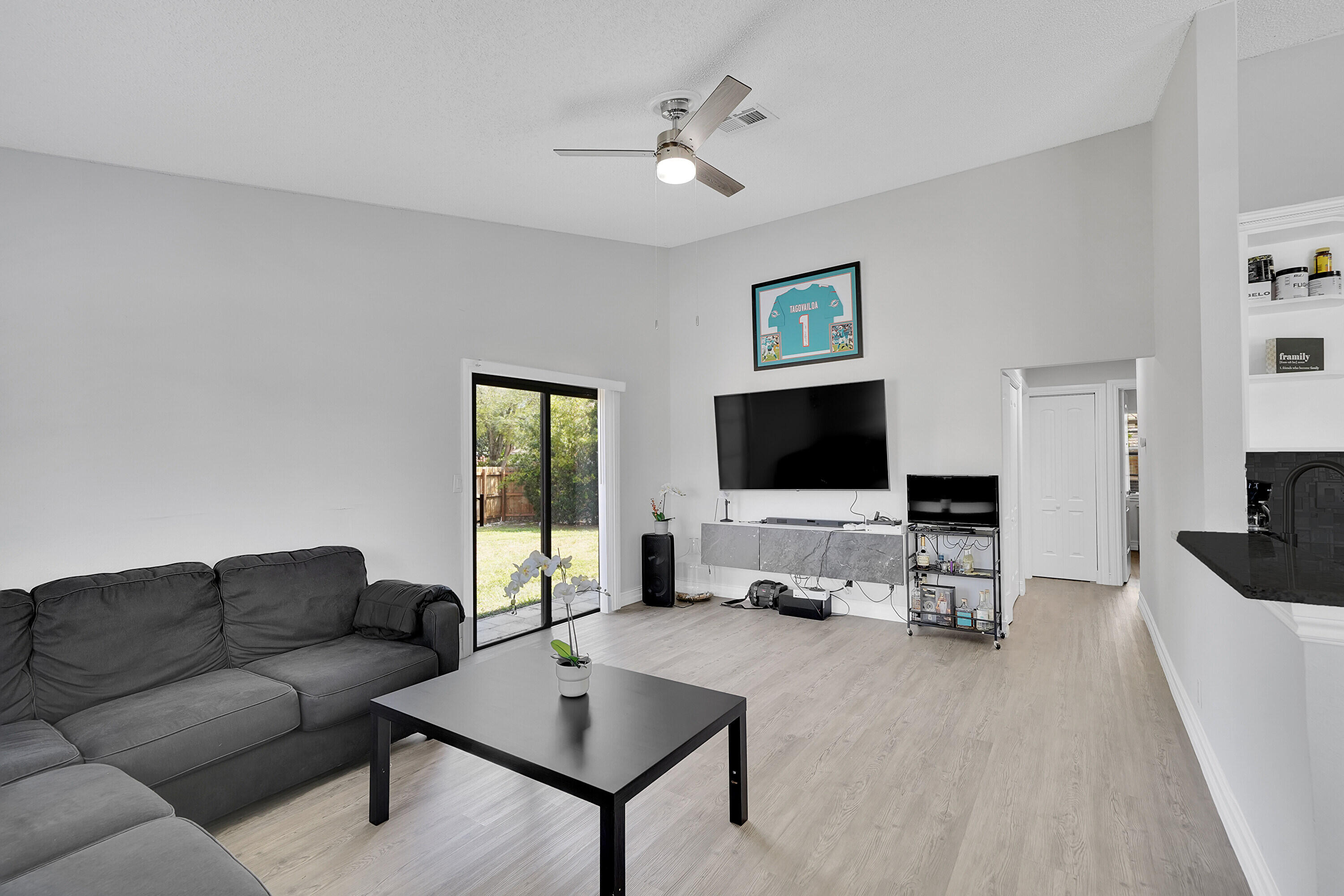11120 N Terradas Lane