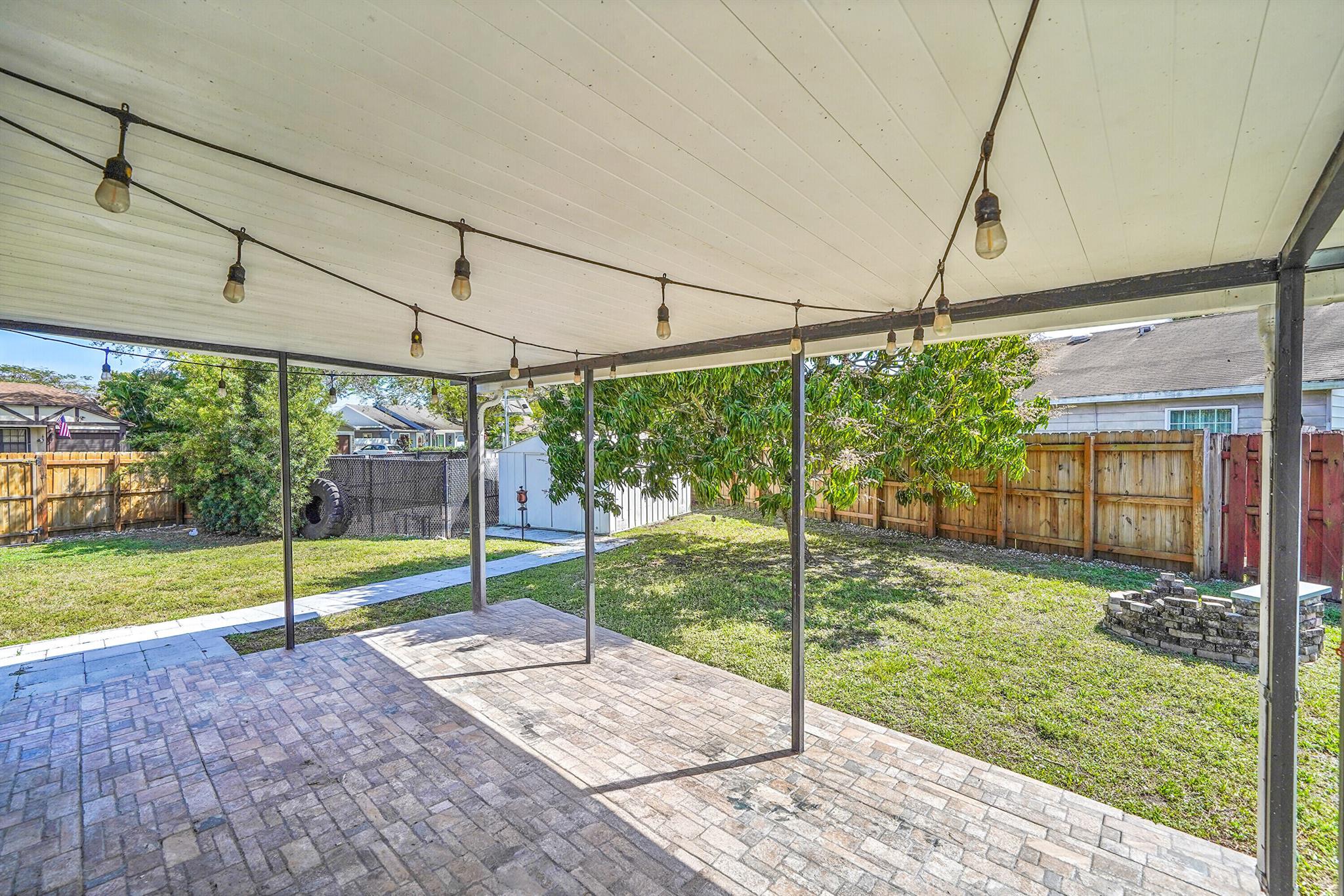 11120 N Terradas Lane