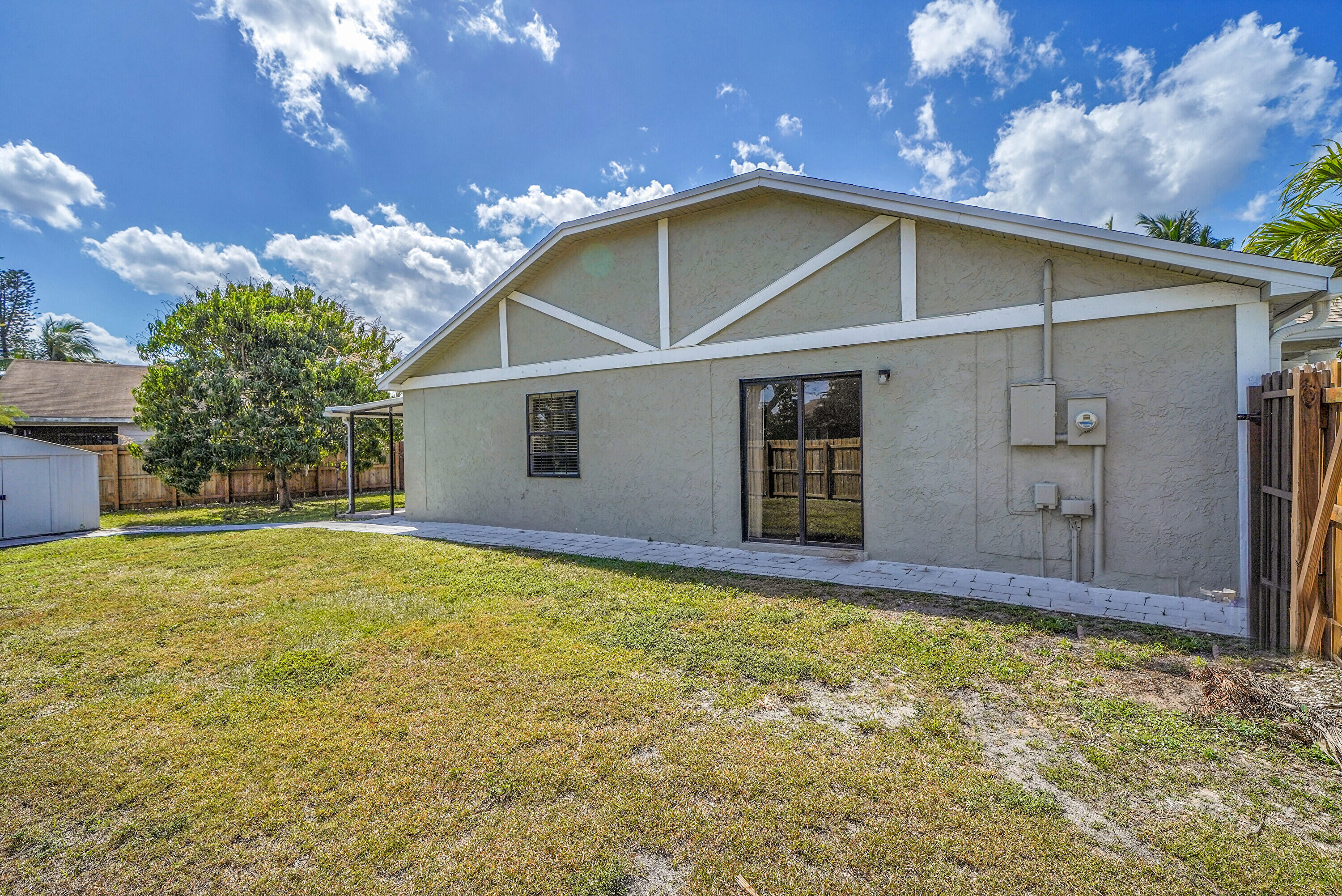 11120 N Terradas Lane