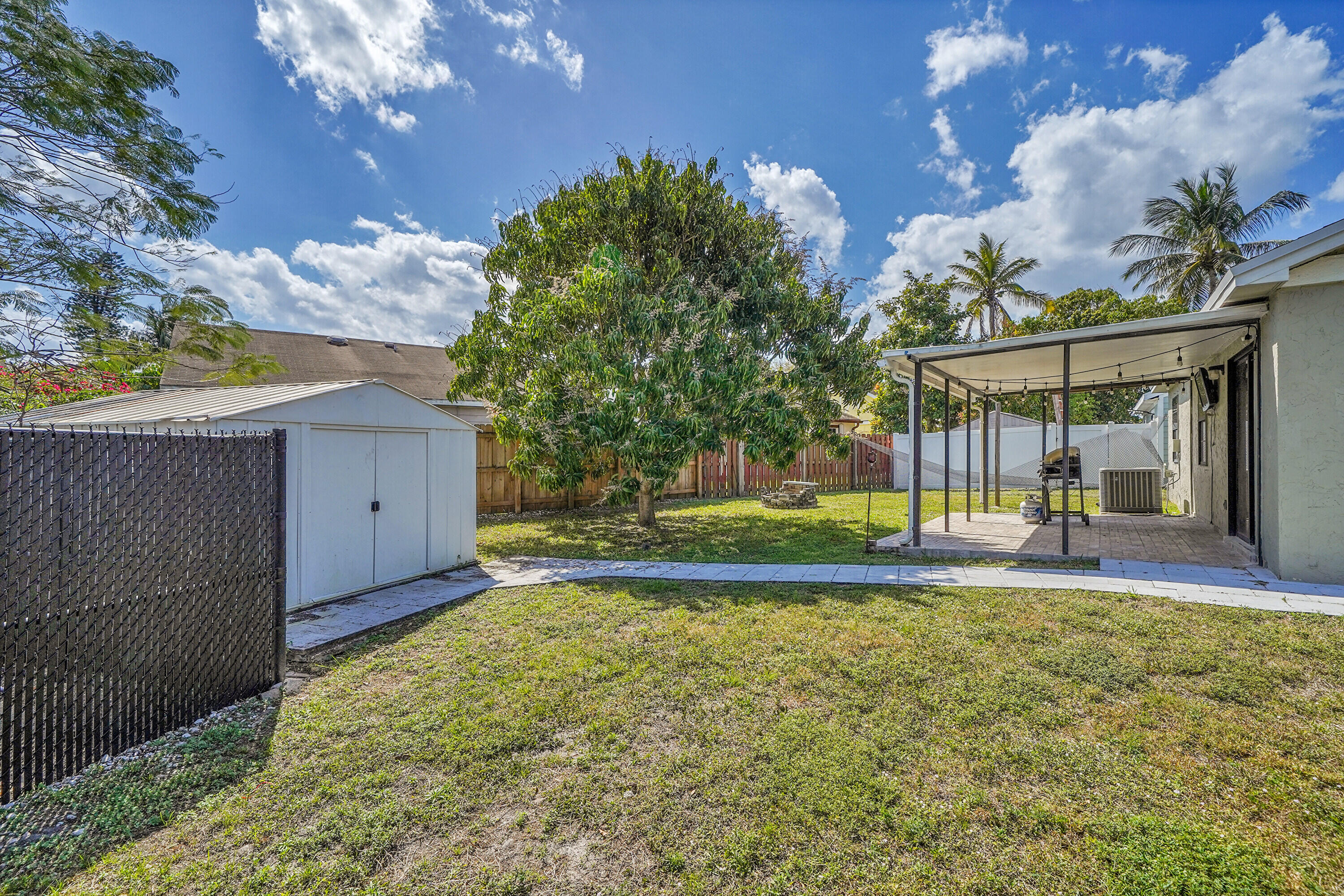 11120 N Terradas Lane