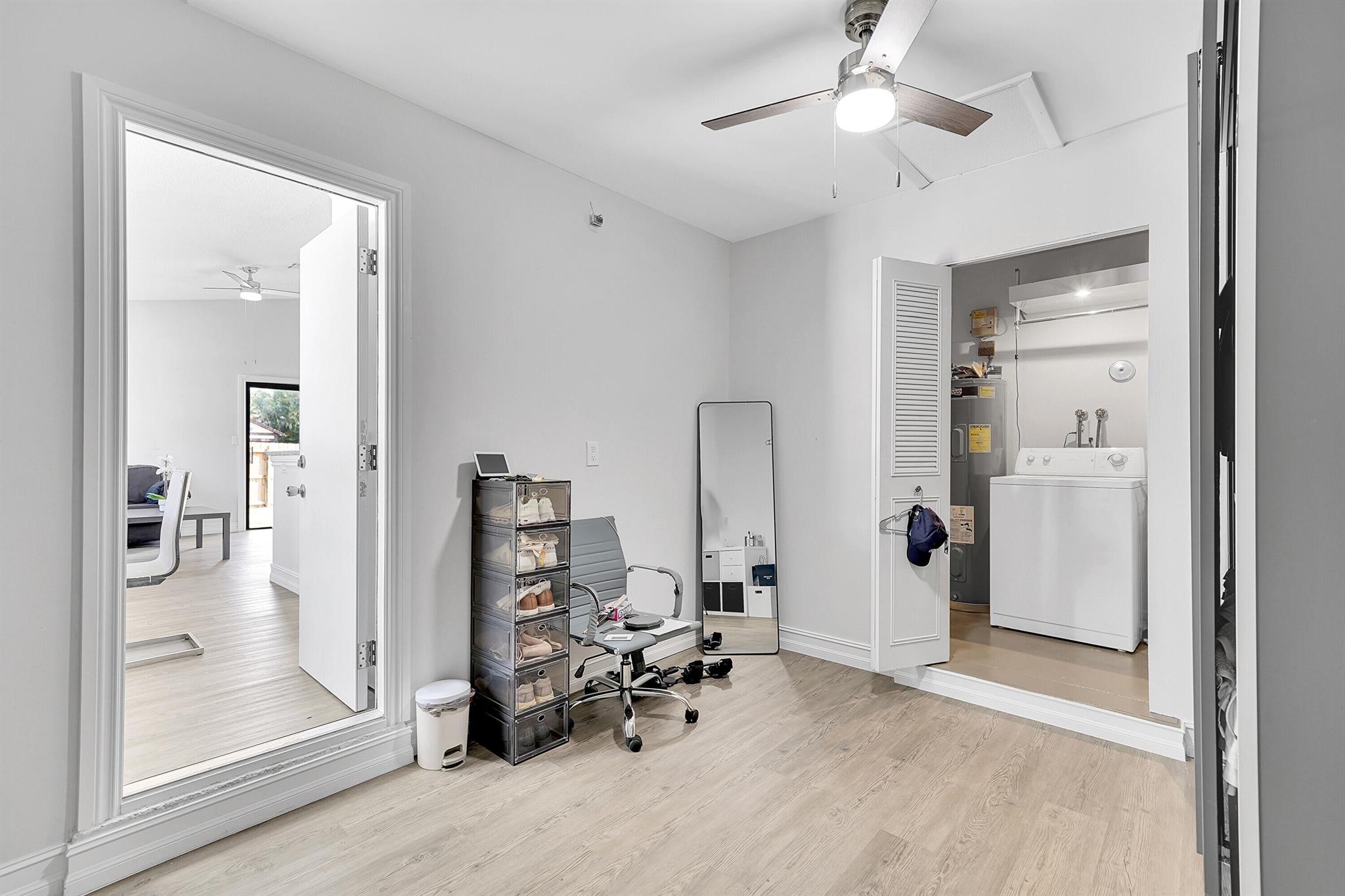 11120 N Terradas Lane