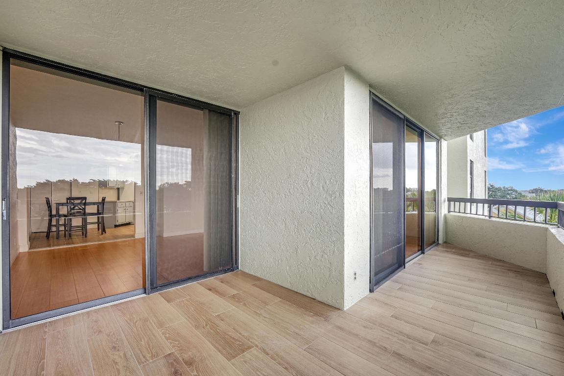 6372 La Costa Drive 403