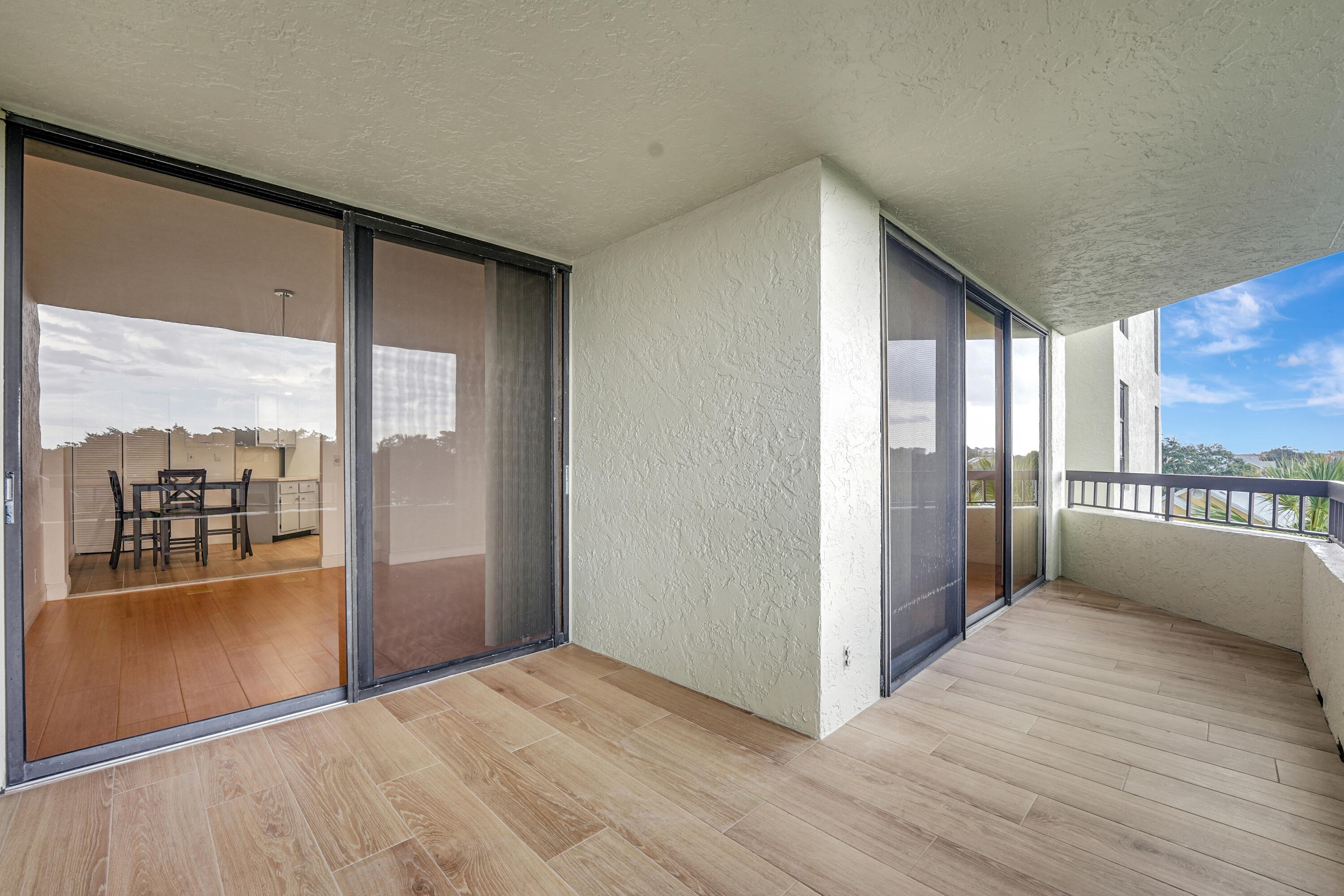 6372 La Costa Drive 403